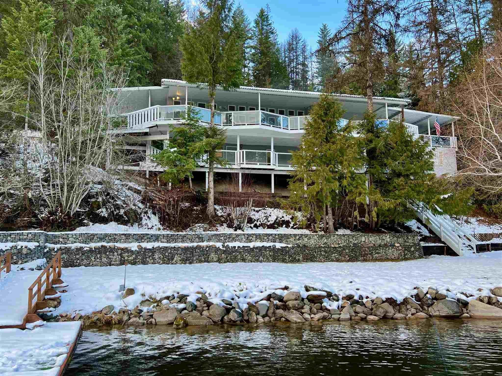 Single Family Homes for Sale at 3027 Deep Lake North Shore Way Colville, Washington 99114 United States