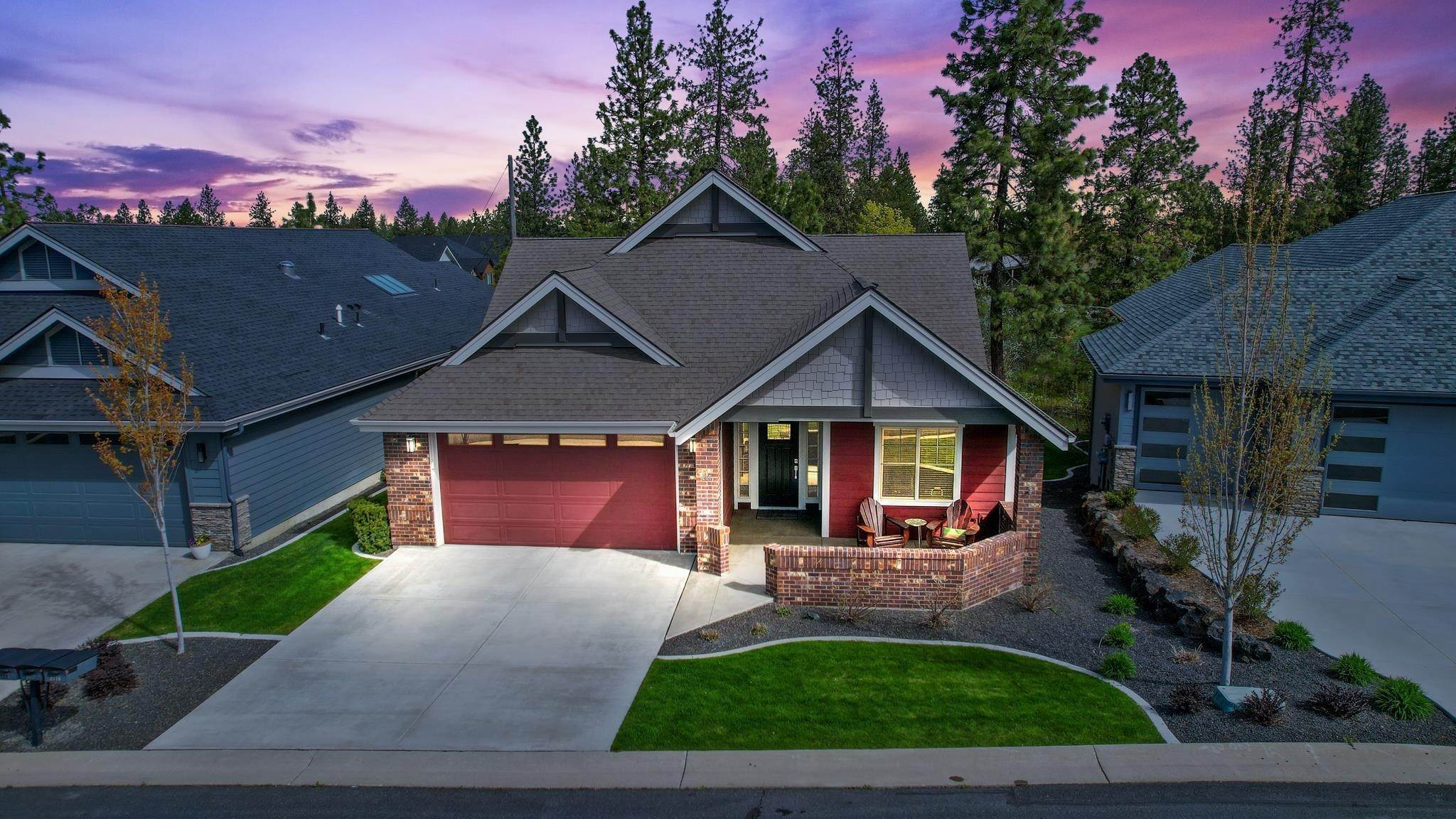 2. Single Family Homes for Sale at 2117 E Cherry Tree Lane Spokane, Washington 99223 United States