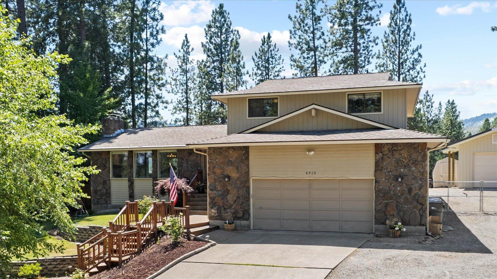 1. Single Family Homes for Sale at 4910 S Gillis Way Court Spokane Valley, Washington 99206 United States