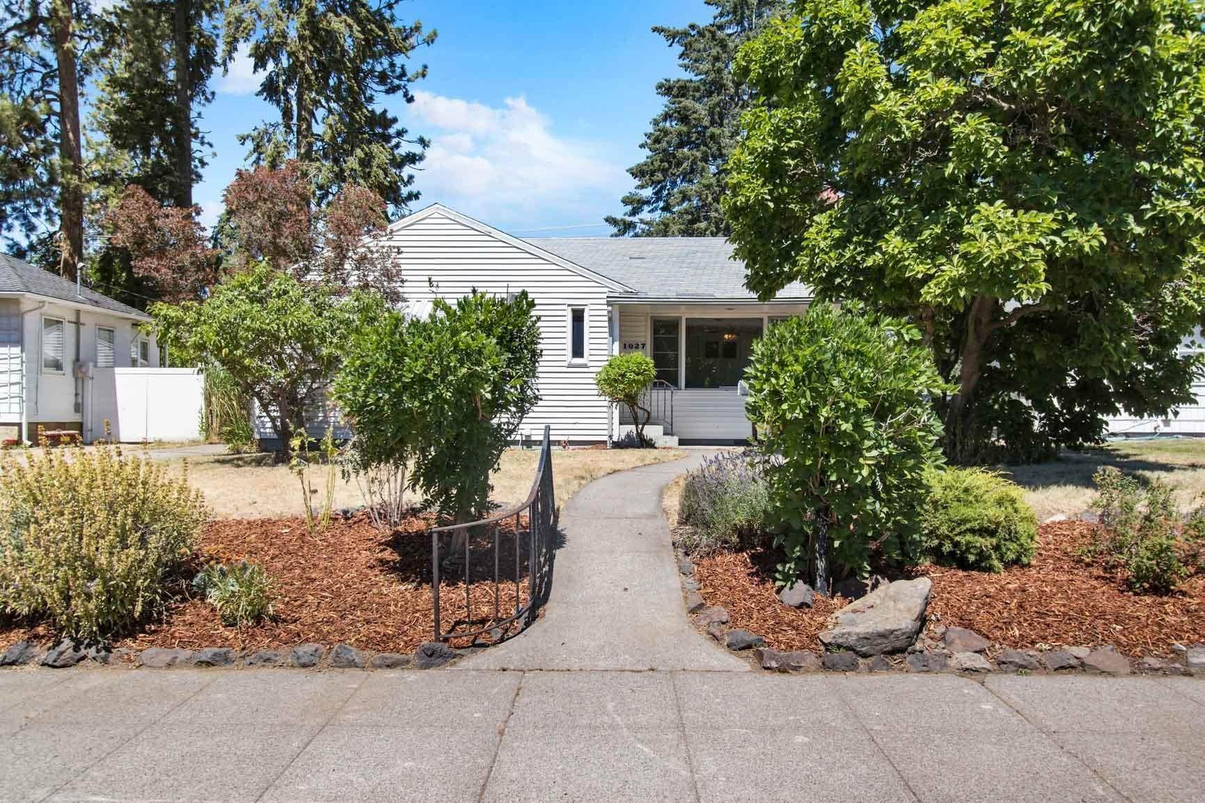 1. Single Family Homes for Sale at 1027 E 38th Avenue Spokane, Washington 99203 United States