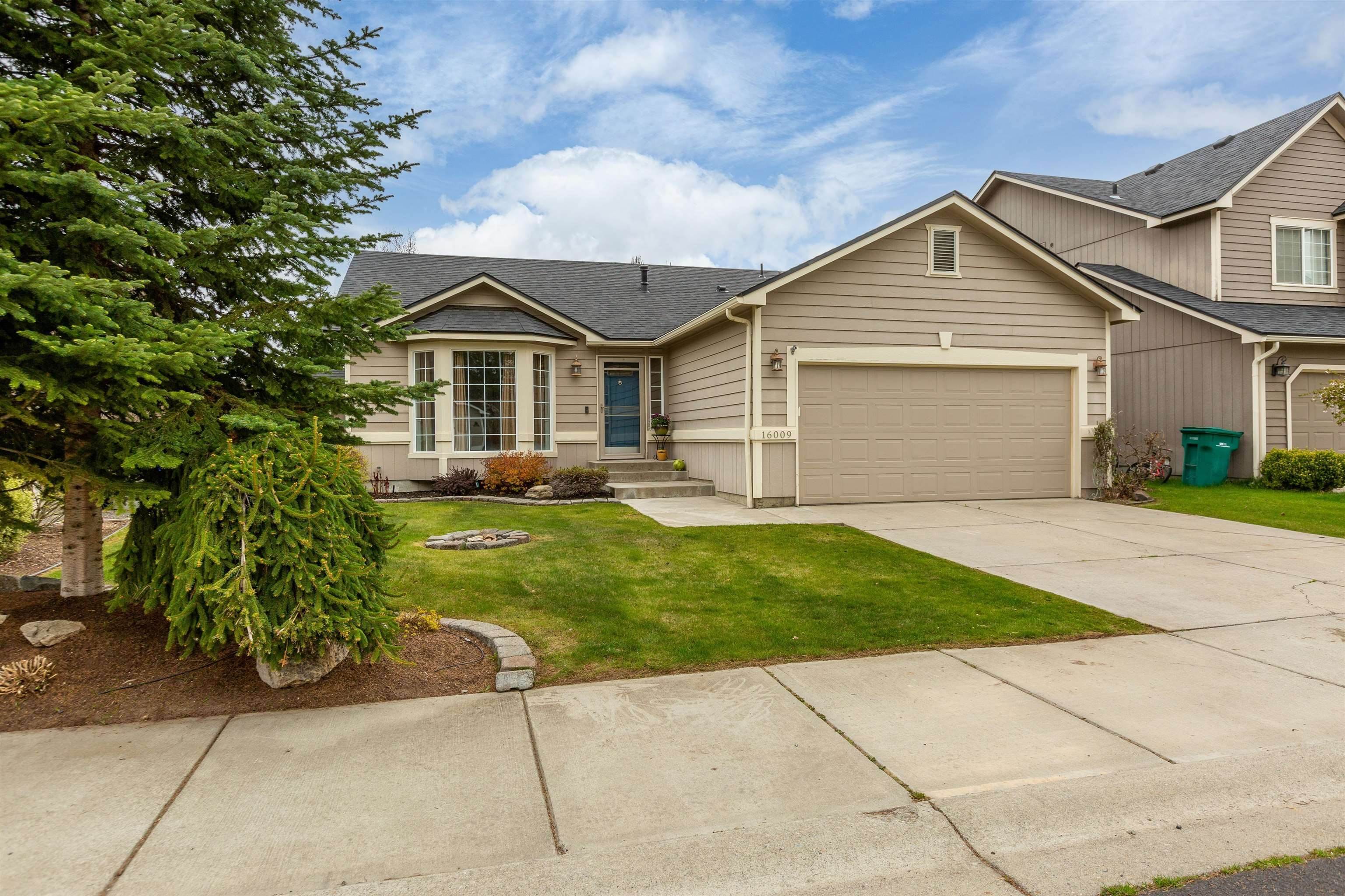 2. Single Family Homes for Sale at 16009 N Franklin Street Spokane, Washington 99208 United States