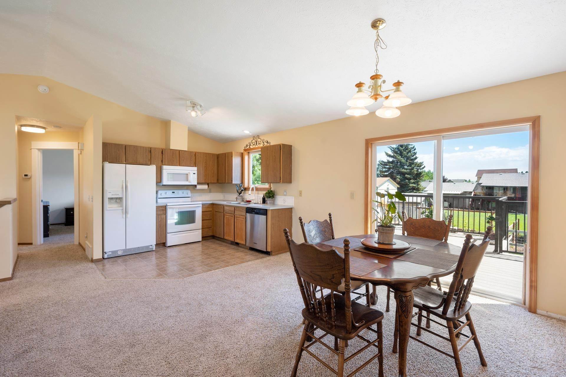 11. Single Family Homes for Sale at 5716 N Malta Street Newman Lake, Washington 99025 United States
