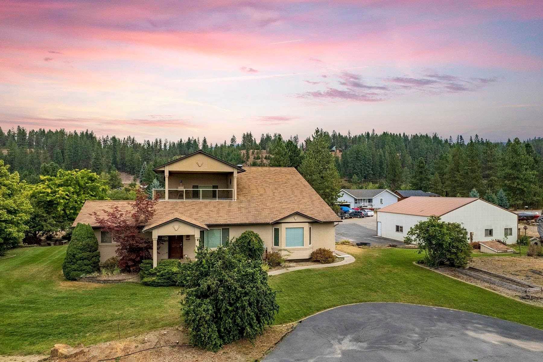 Single Family Homes for Sale at 171 Sunnyside Drive Newport, Washington 99156 United States