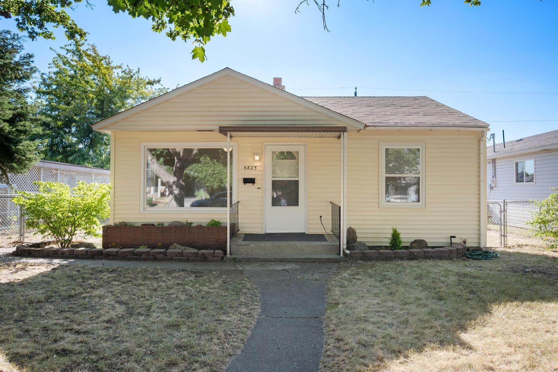 1. Single Family Homes for Sale at 5823 N Cannon Street Spokane, Washington 99205 United States