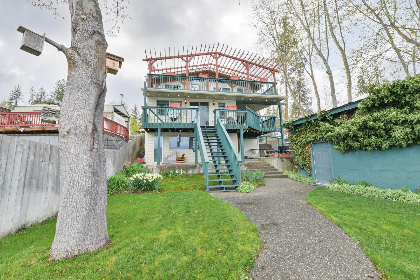Single Family Homes for Sale at 3323 B Waitts Lake Road Valley, Washington 99181 United States