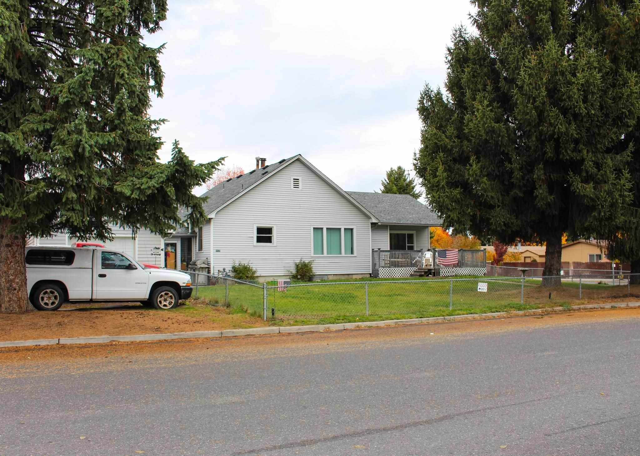 4. Residential Income for Sale at 6625 N Perry Street Spokane, Washington 99217 United States