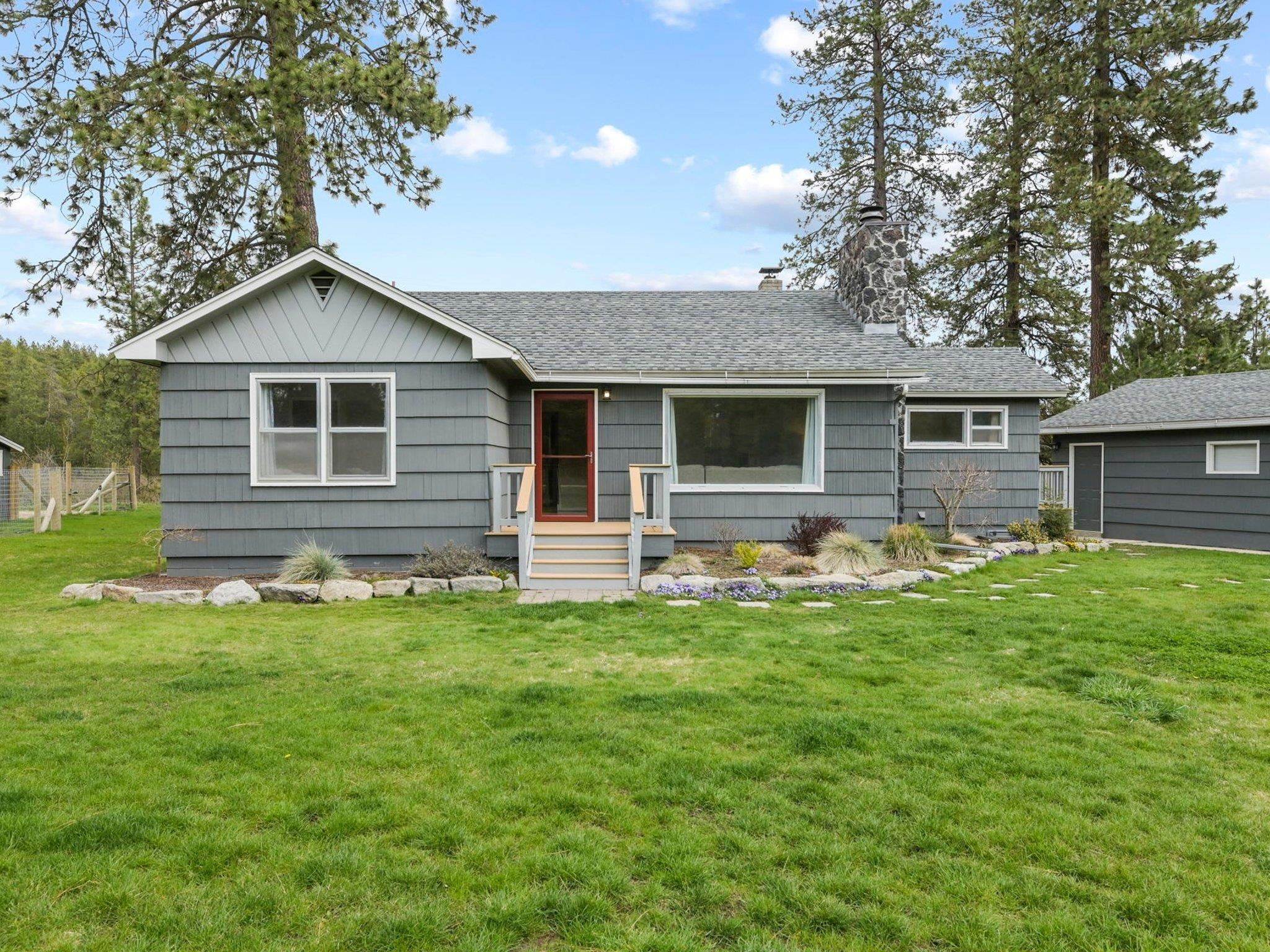 2. Single Family Homes for Sale at 29302 N Monroe Road Deer Park, Washington 99006 United States