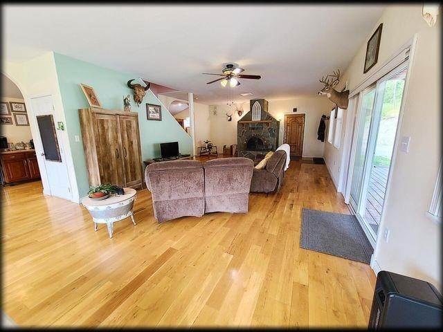 5. Single Family Homes for Sale at 2325 Quinns Meadow Road Colville, Washington 99114 United States