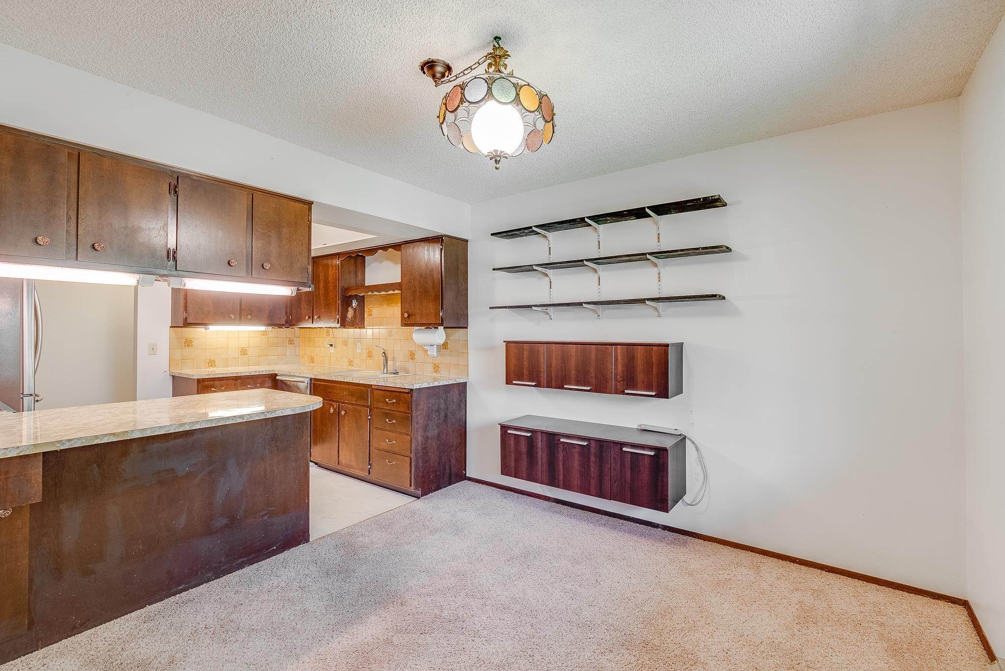 9. Single Family Homes for Sale at 225 N Raymond Road Spokane Valley, Washington 99206 United States