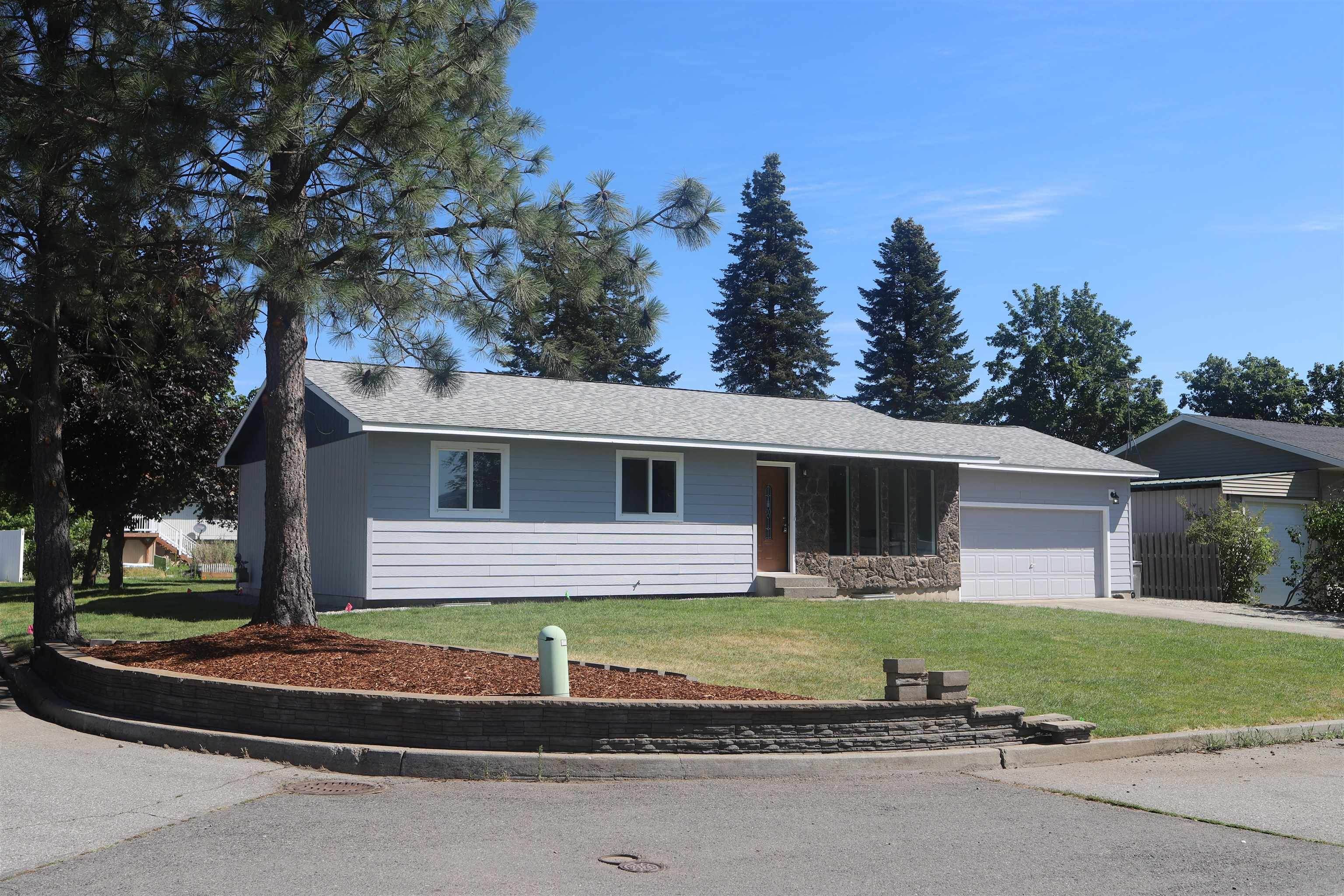Single Family Homes for Sale at 15205 E 15th Avenue Veradale, Washington 99037 United States