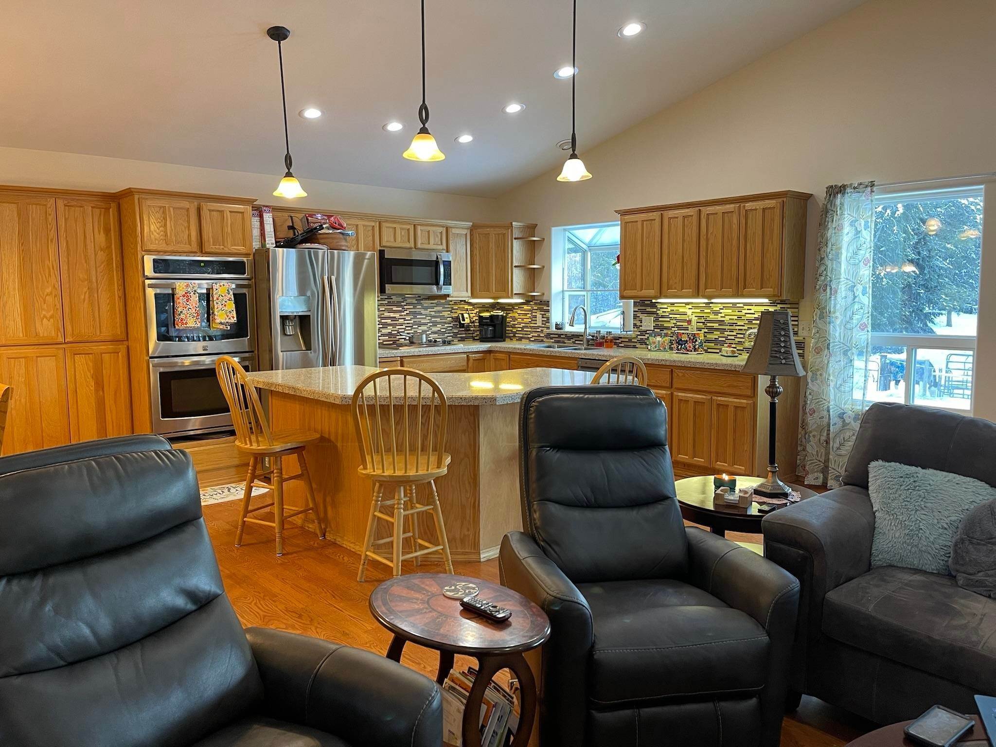 8. Single Family Homes for Sale at 708 U Hoffman Road Kettle Falls, Washington 99141 United States