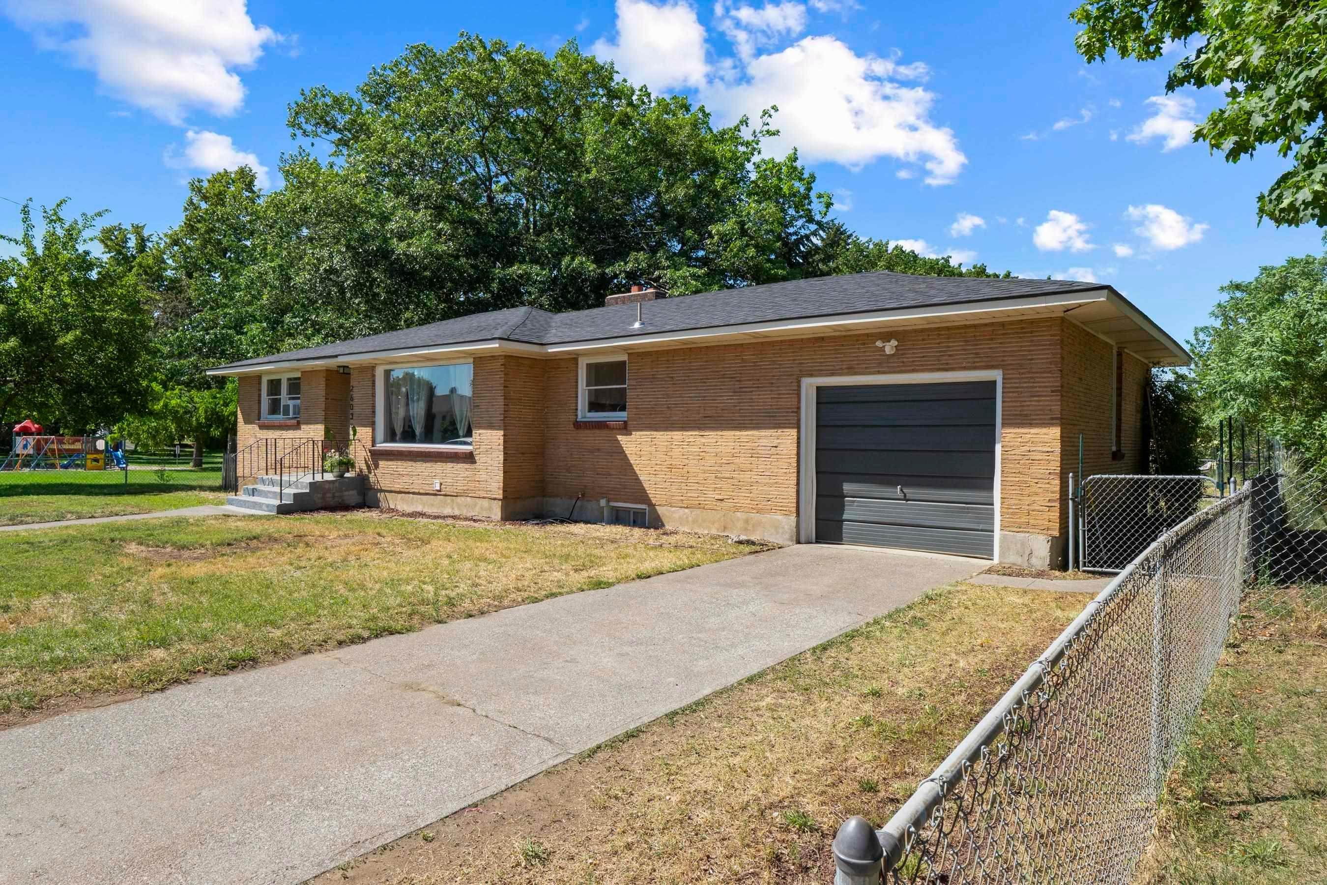 2. Single Family Homes for Sale at 2603 E Nebraska Avenue Spokane, Washington 99208 United States