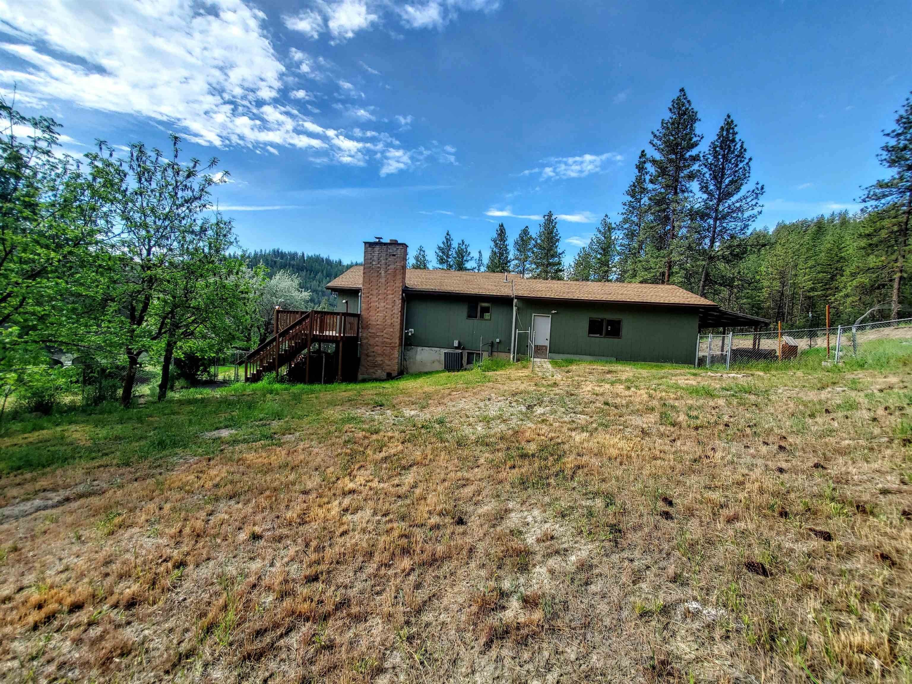 5. Single Family Homes for Sale at 33917 Hawk Creek Ranch Road Davenport, Washington 99122 United States