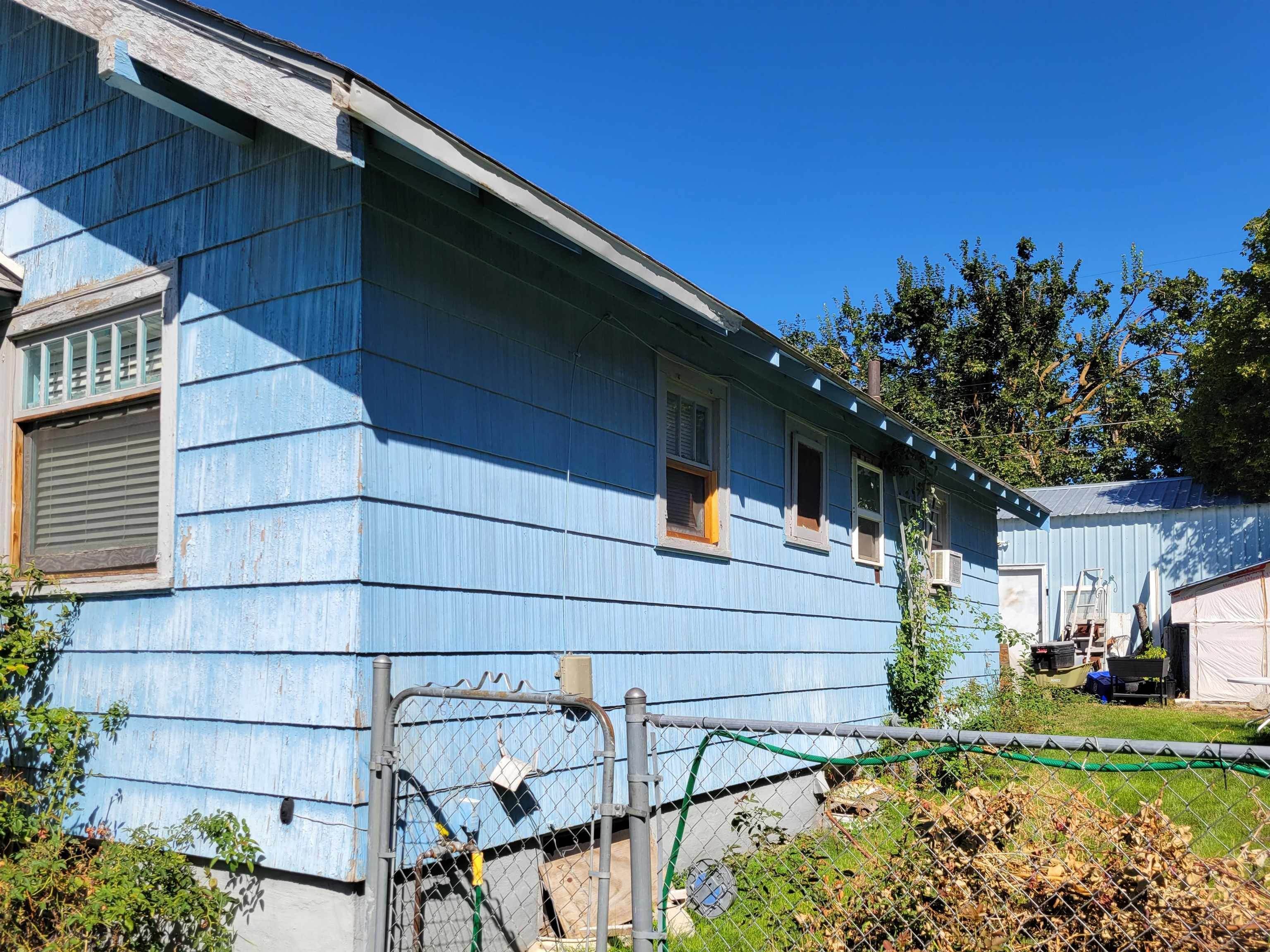 3. Single Family Homes for Sale at 703 E Dalton Avenue Spokane, Washington 99207 United States