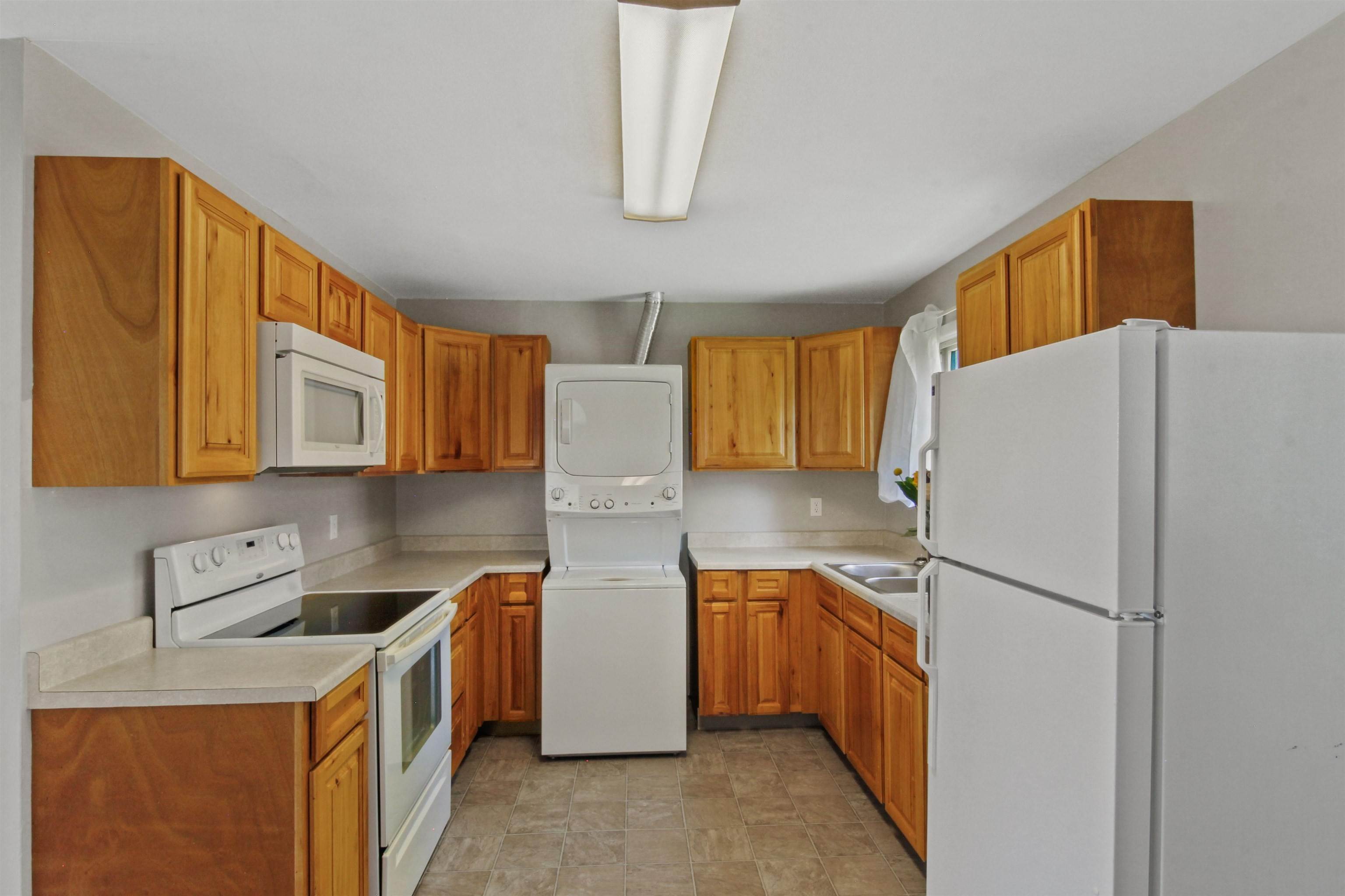7. Single Family Homes for Sale at 5826 N Sutherlin Street Spokane, Washington 99205 United States