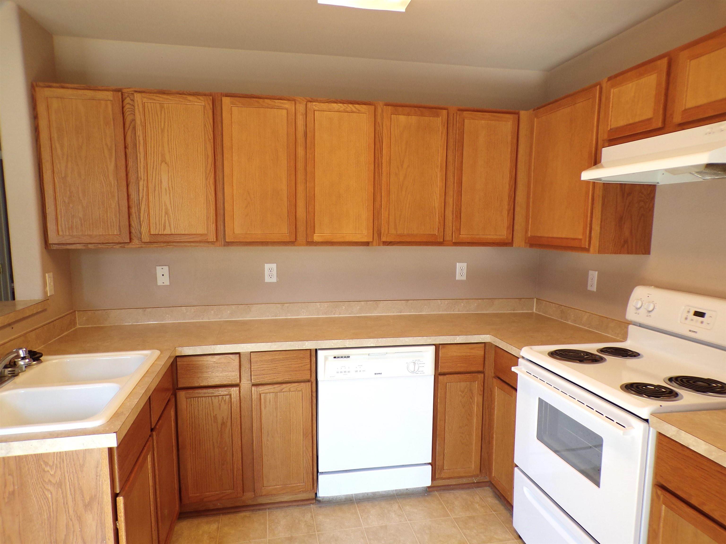 4. Single Family Homes for Sale at 11212 E 4th Avenue Spokane Valley, Washington 99206 United States