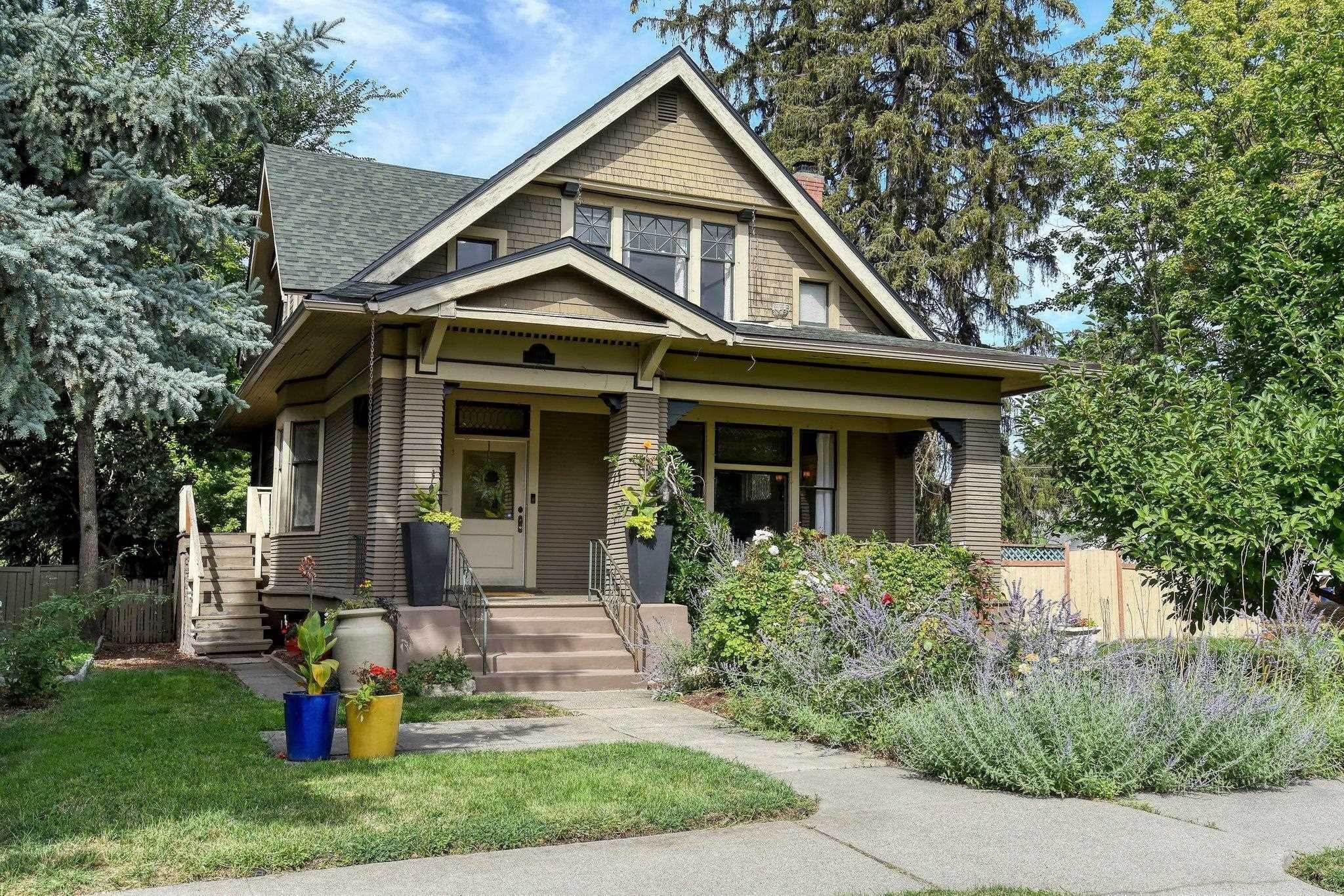 1. Single Family Homes for Sale at 1704 W 11th Avenue Spokane, Washington 99204 United States