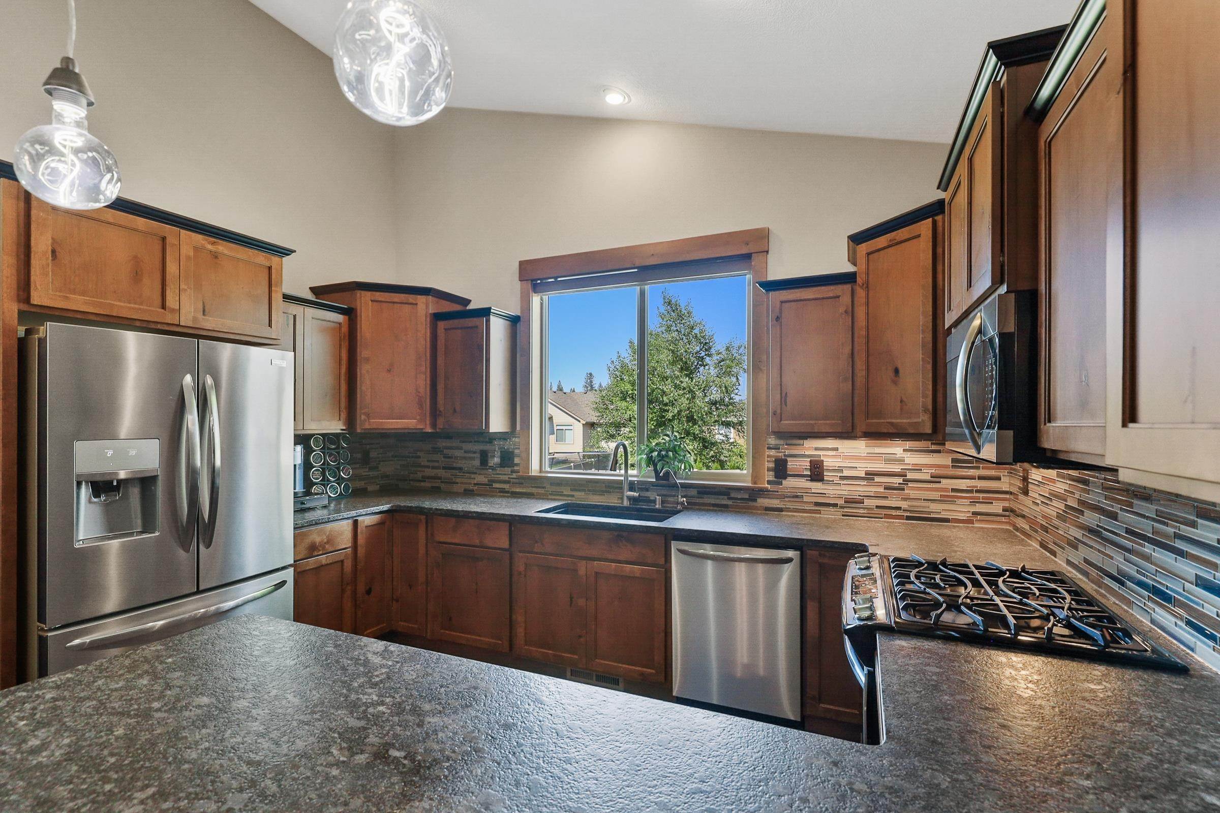 11. Single Family Homes for Sale at 5206 W Bismark Avenue Spokane, Washington 99208 United States