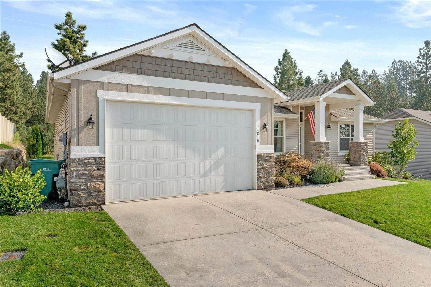 3. Single Family Homes for Sale at 4810 N Emerald Lane Spokane, Washington 99212 United States