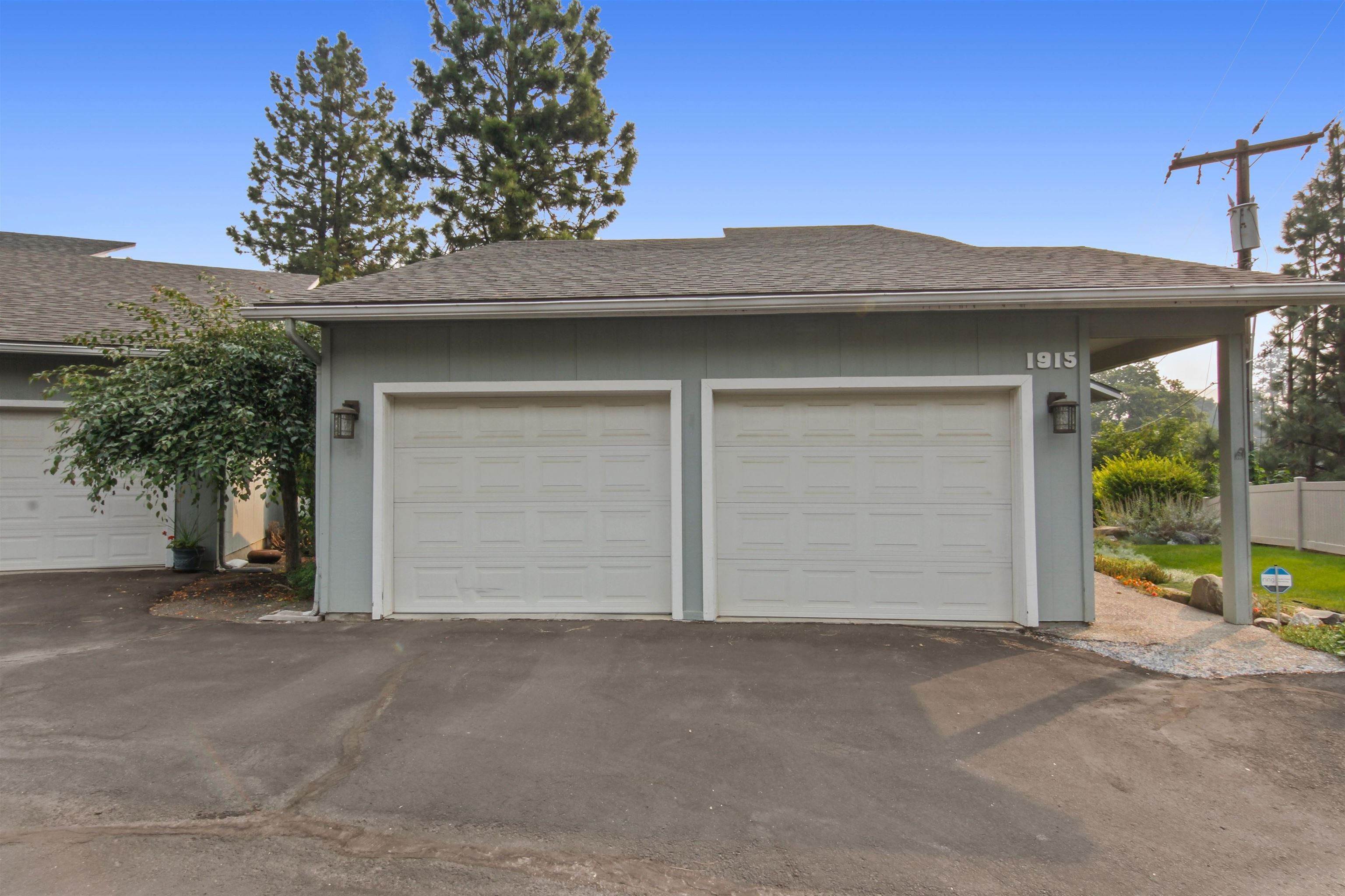 2. Single Family Homes for Sale at 1915 S Greene Street Spokane, Washington 99223 United States