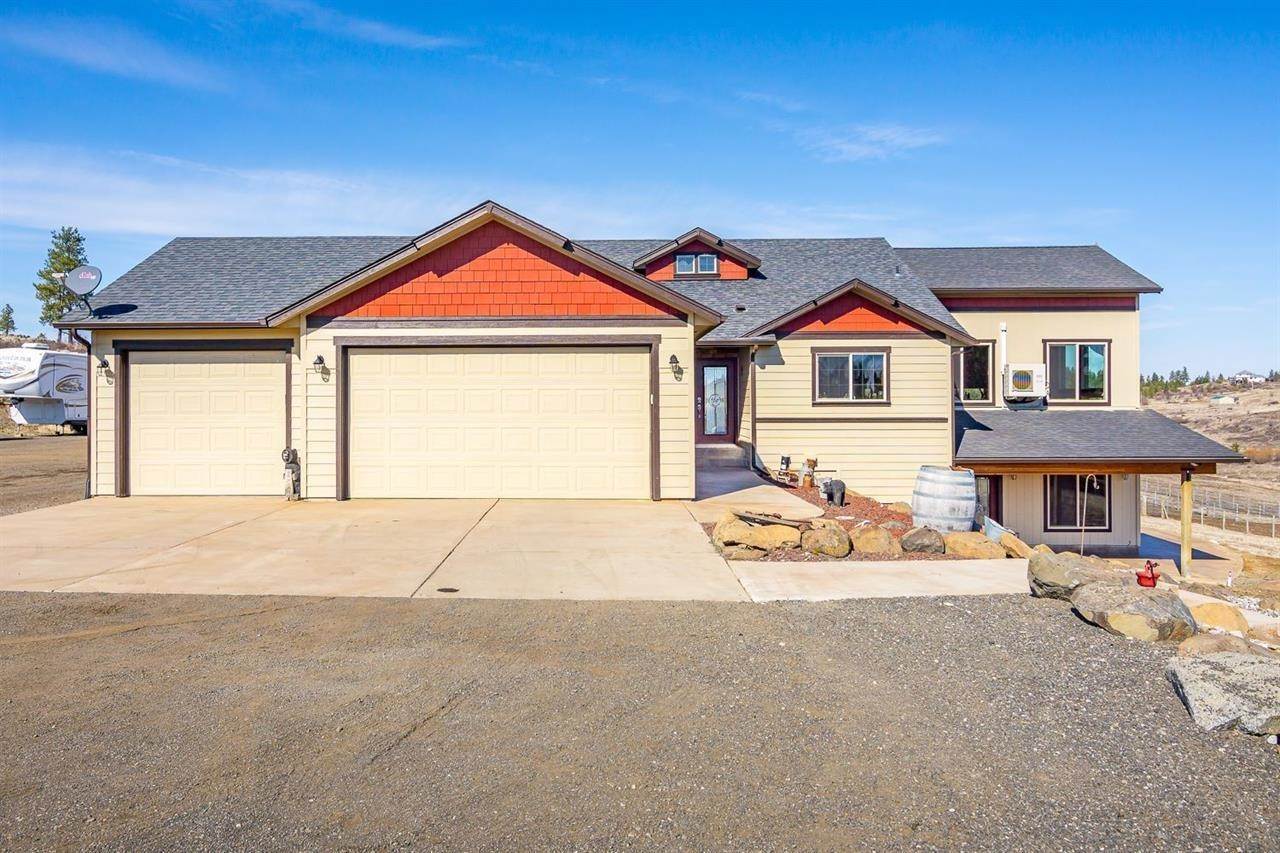 2. Single Family Homes for Sale at 14410 W Jacobs Road Spokane, Washington 99224 United States
