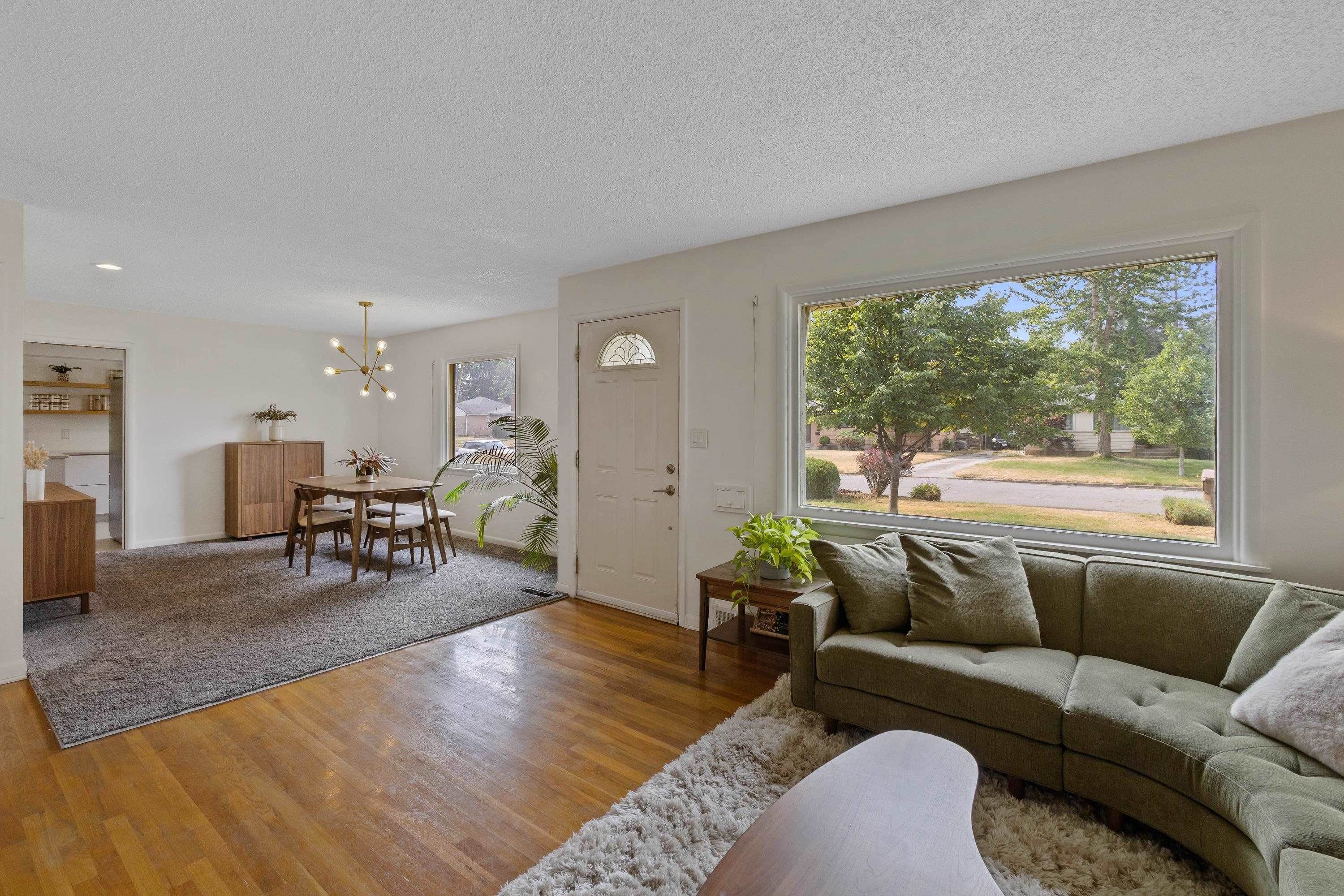 3. Single Family Homes for Sale at 3723 Latawah Street Spokane, Washington 99203 United States