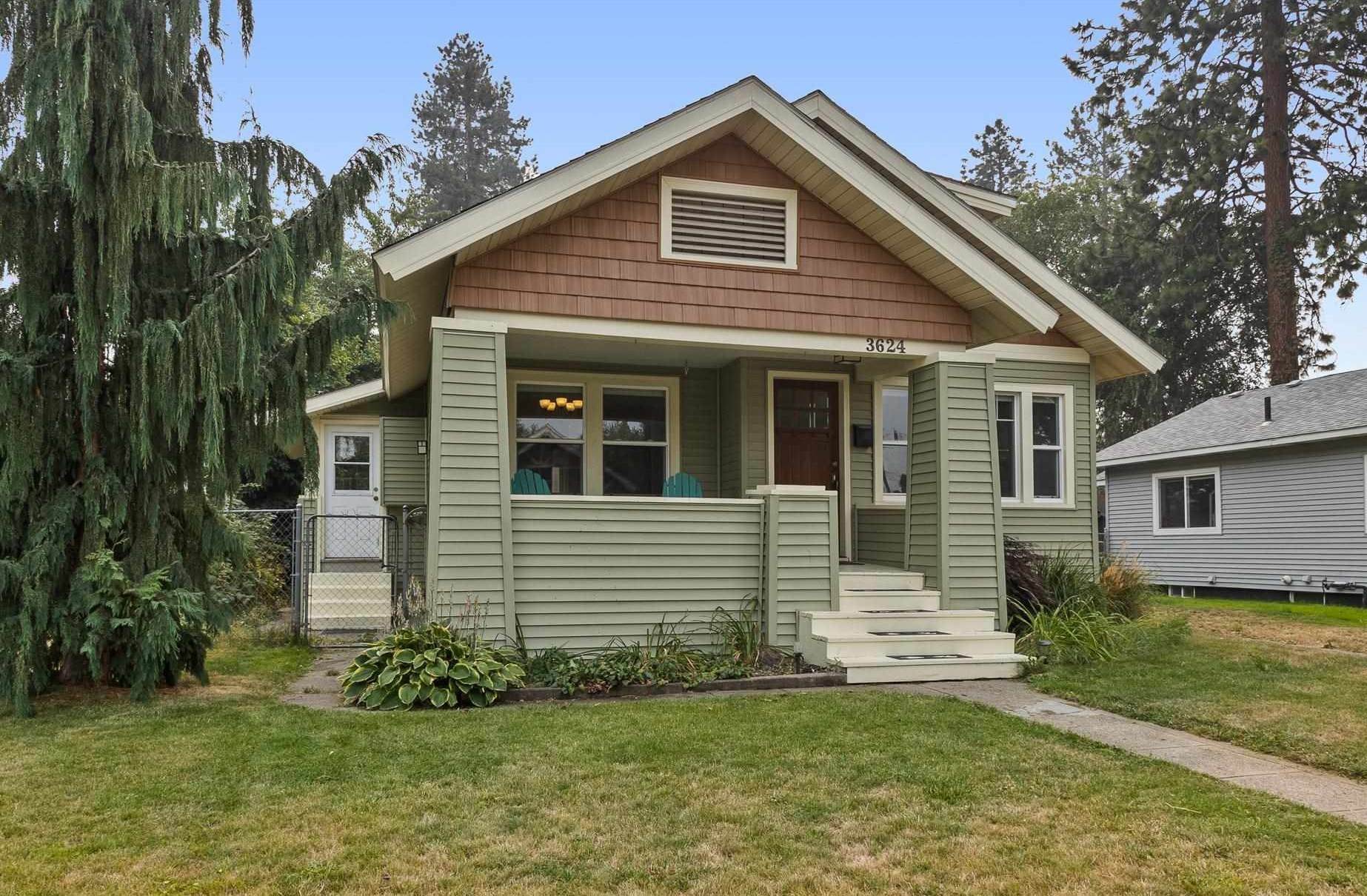 4. Single Family Homes for Sale at 3624 E 6th Avenue Spokane, Washington 99202 United States