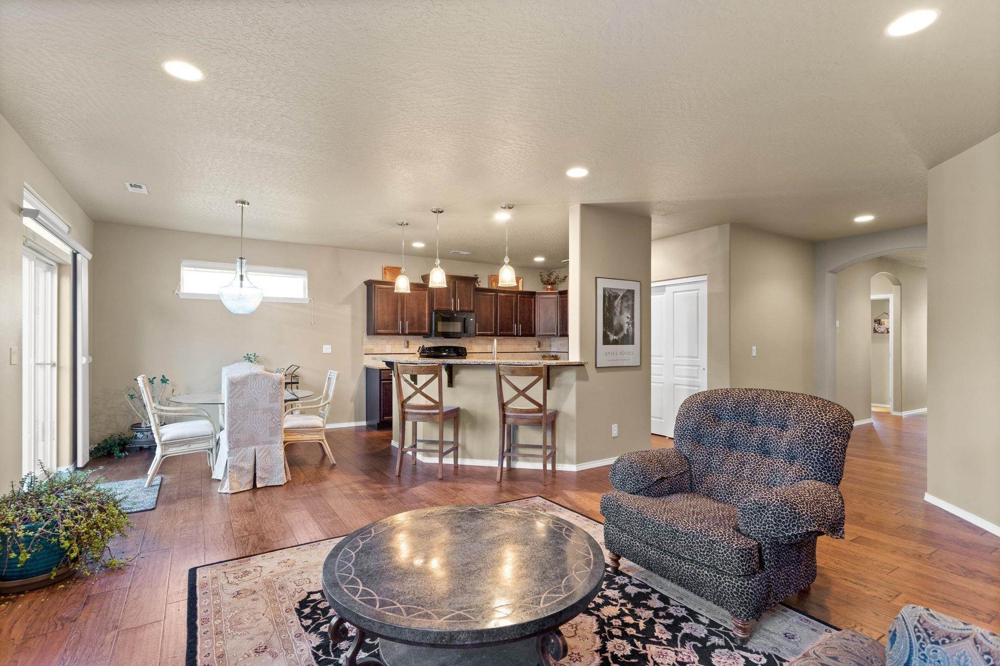 6. Single Family Homes for Sale at 4610 S Lapwai Lane Spokane, Washington 99206 United States