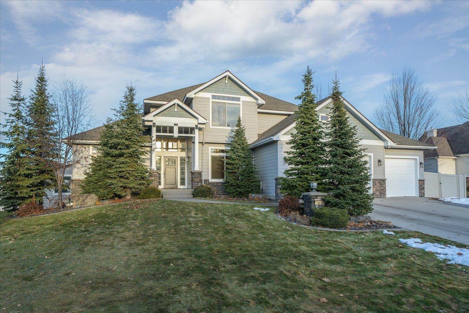 2. Single Family Homes for Sale at 17009 E Daybreak Lane Spokane Valley, Washington 99016 United States