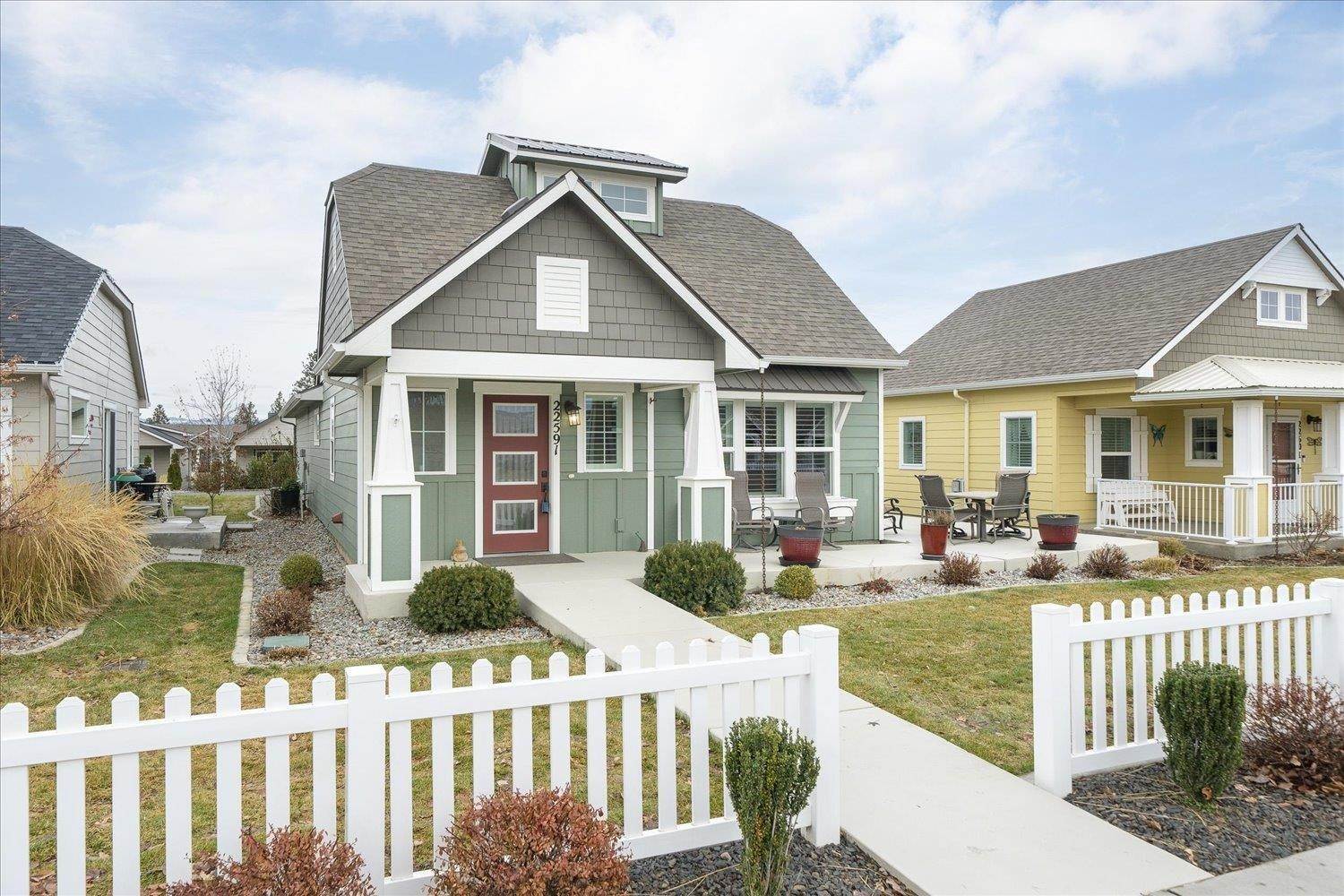 4. Single Family Homes for Sale at 22591 E Wellington Pkwy Liberty Lake, Washington 99019 United States