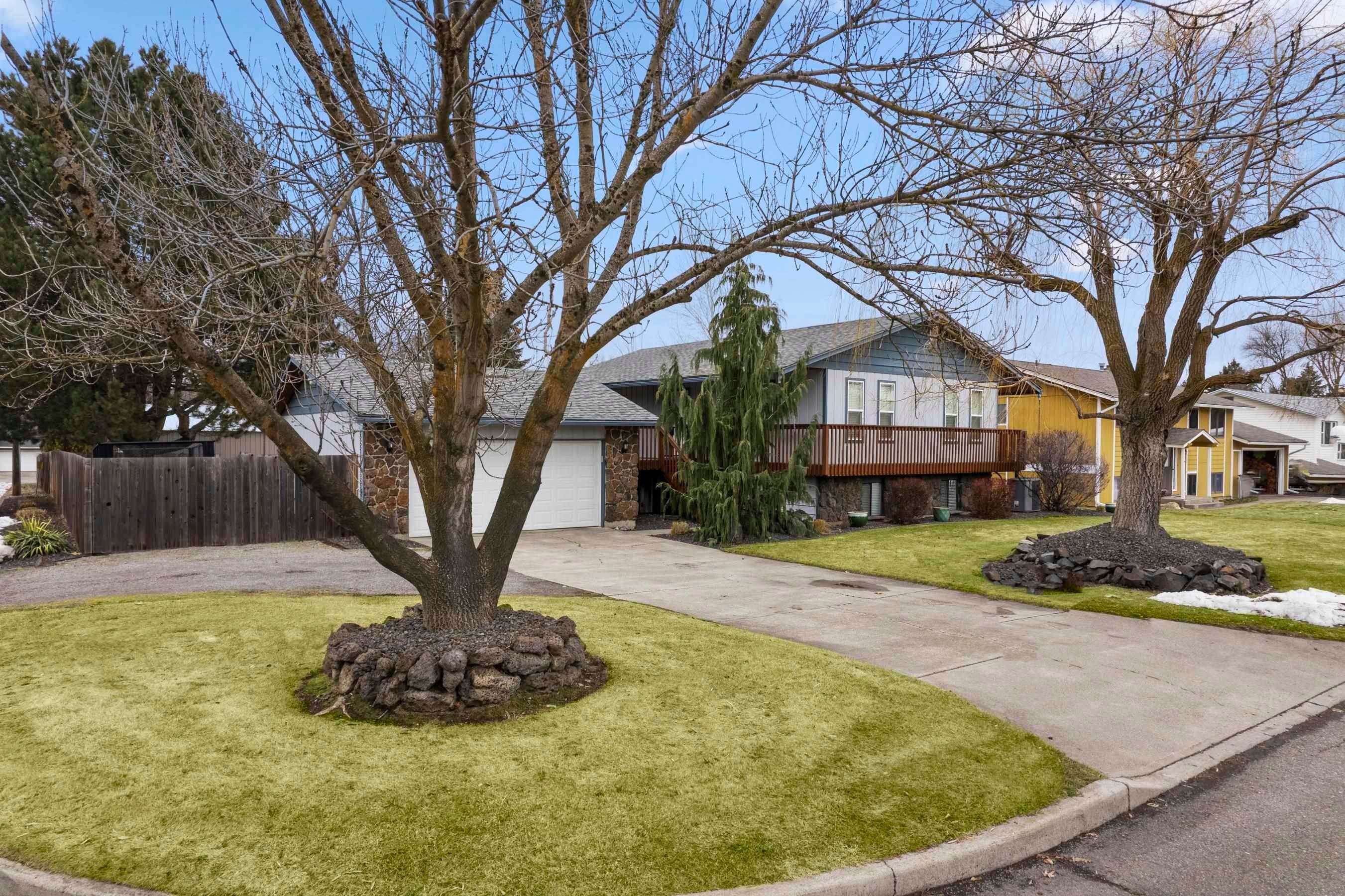 1. Single Family Homes for Sale at 12403 E Lenora Drive Spokane, Washington 99216 United States
