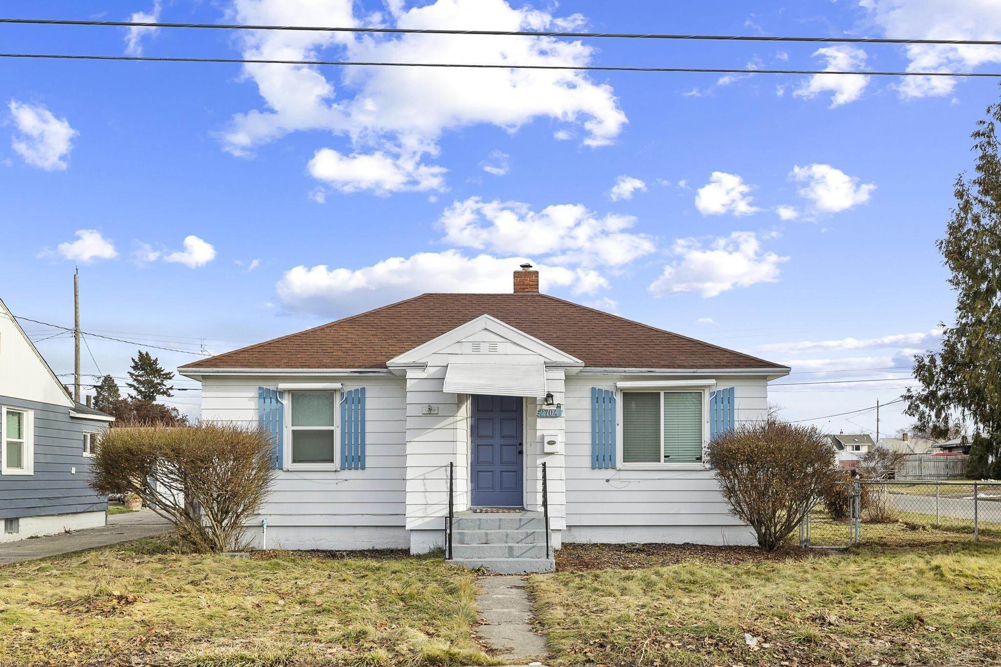 1. Single Family Homes for Sale at 2704 N Crestline Street Spokane, Washington 99207 United States