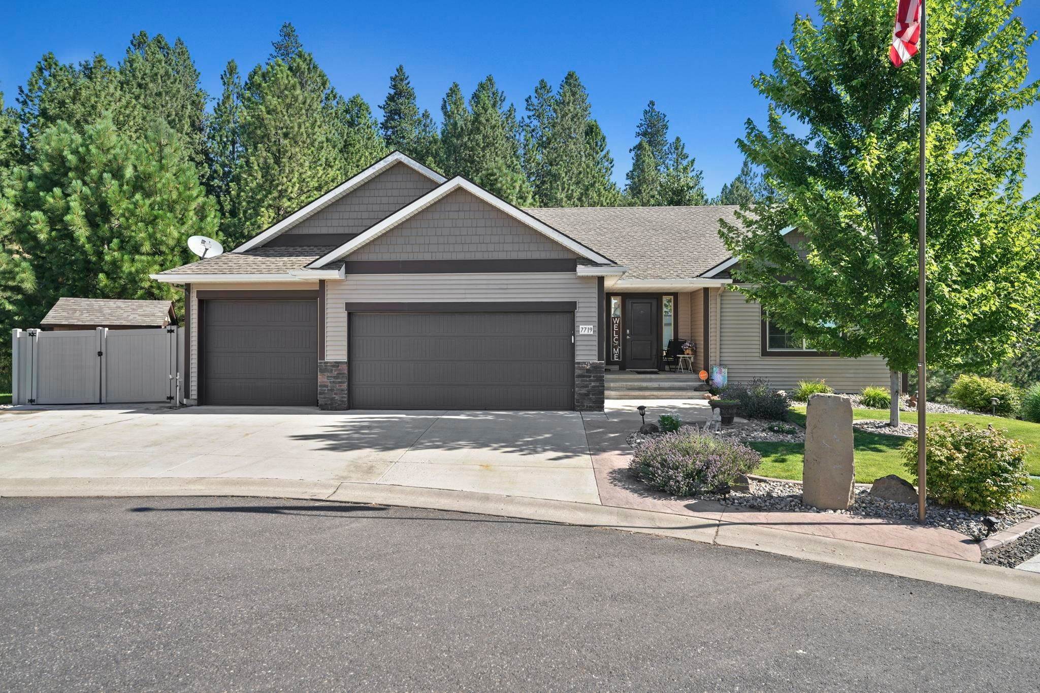Single Family Homes for Sale at 7719 E Saphire Lane Spokane, Washington 99212 United States