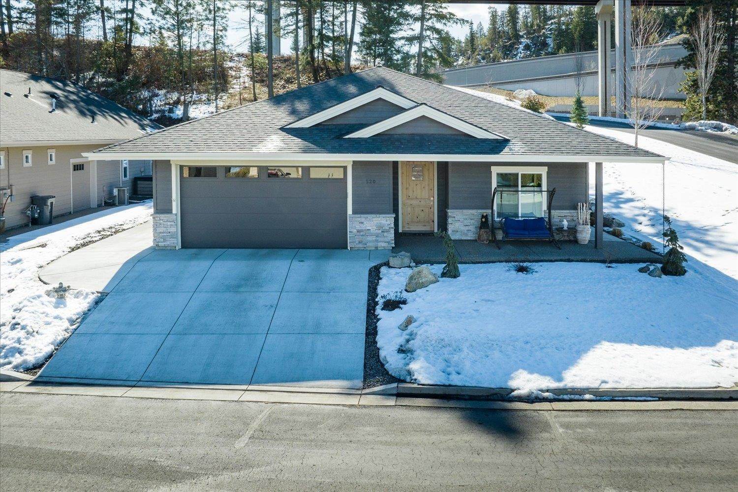 Single Family Homes for Sale at 520 E Lakeview Lane Spokane, Washington 99208 United States