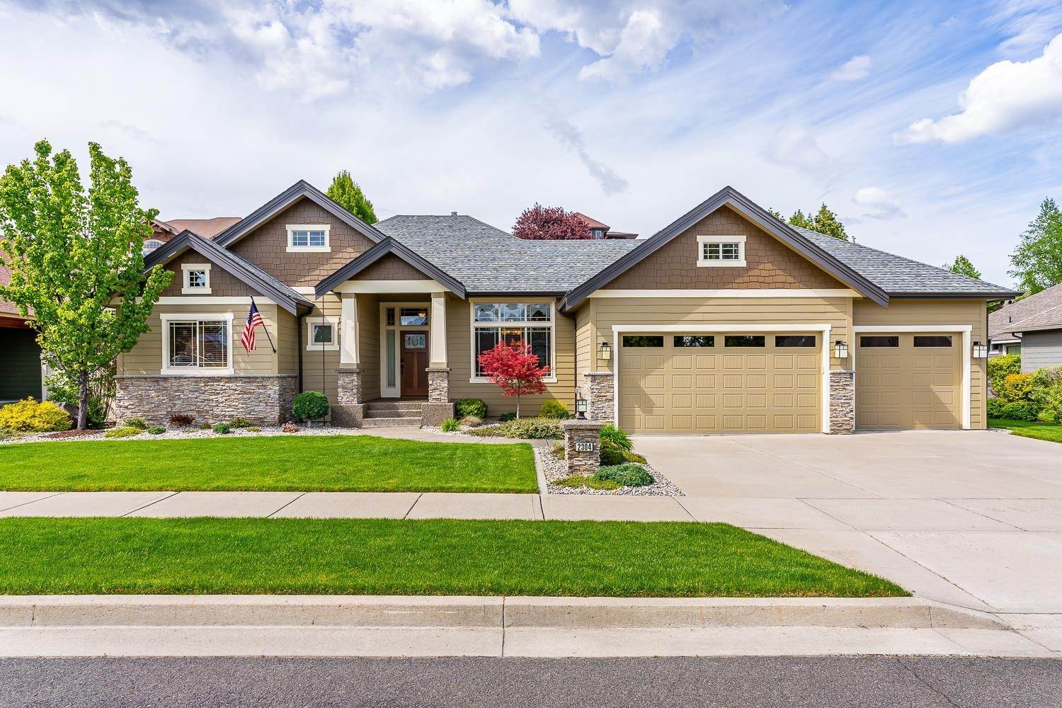 Single Family Homes for Sale at 2304 W Stratton Avenue Spokane, Washington 99208 United States