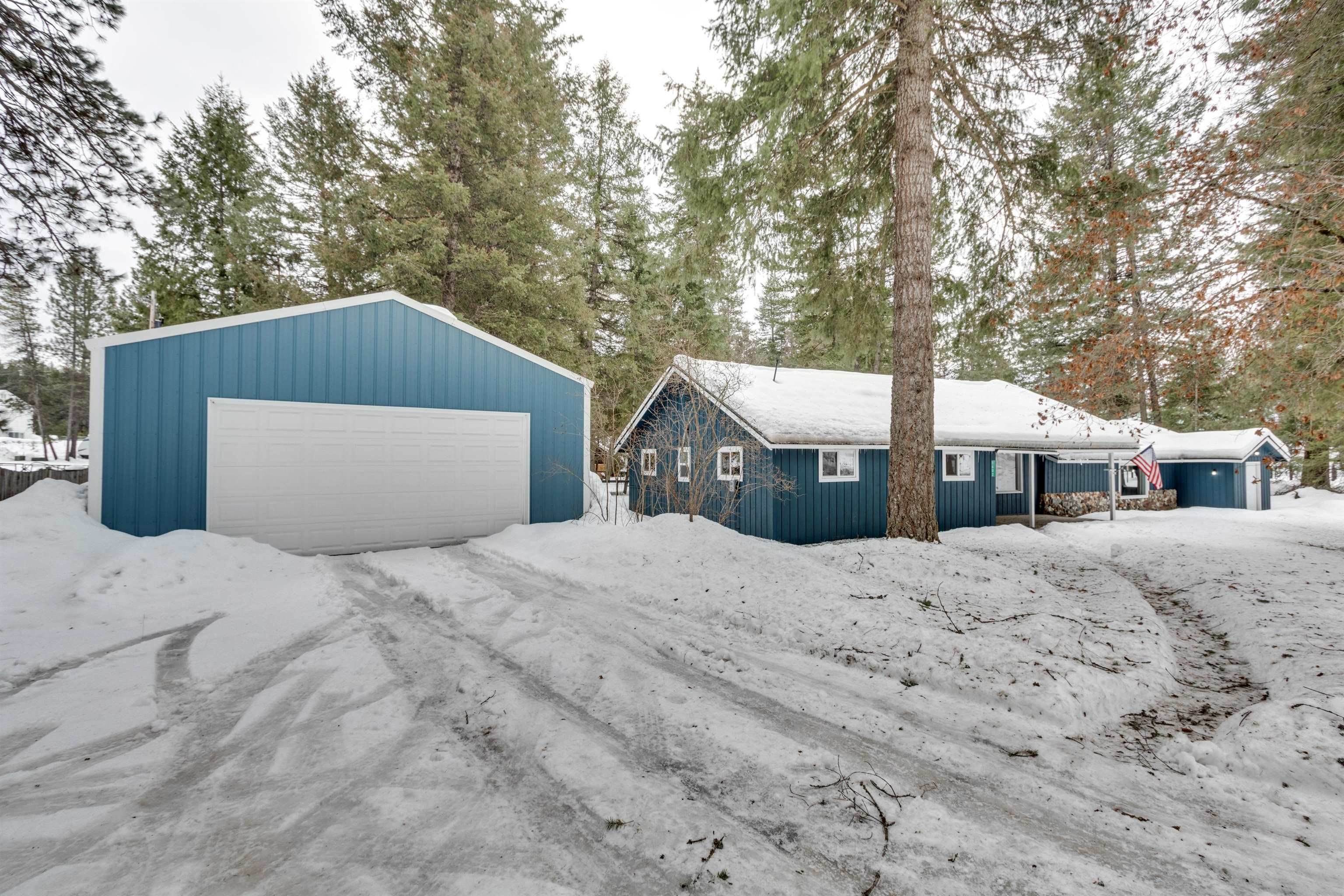Single Family Homes for Sale at 1602 Southshore Diamond Lake Road Newport, Washington 99156 United States