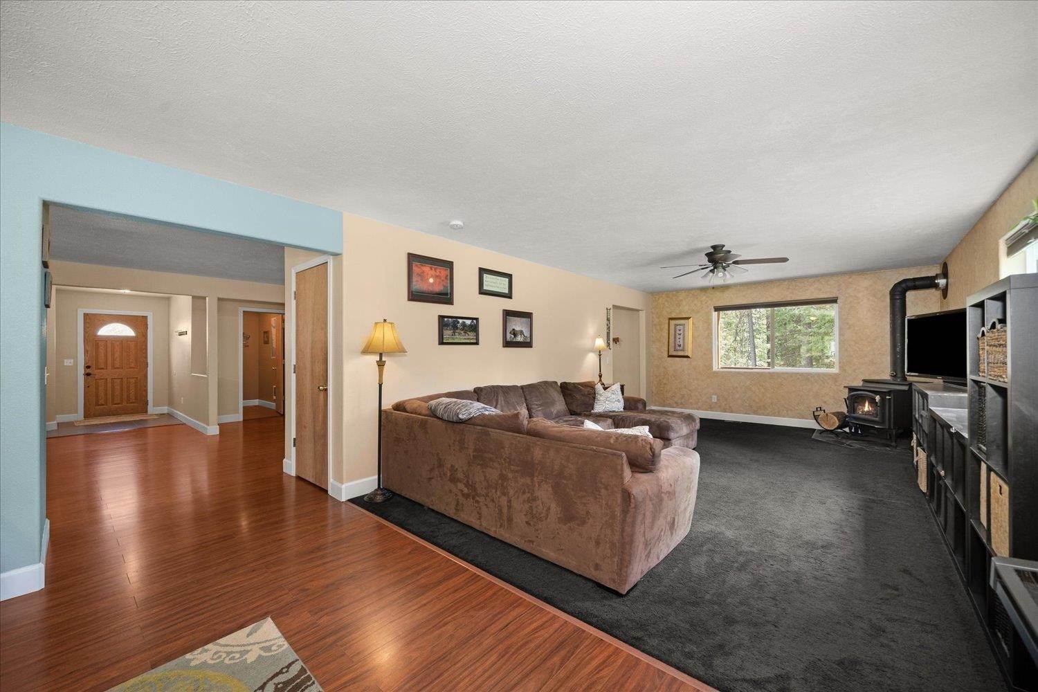 11. Single Family Homes for Sale at 264 Davis Lake Road Usk, Washington 99180 United States