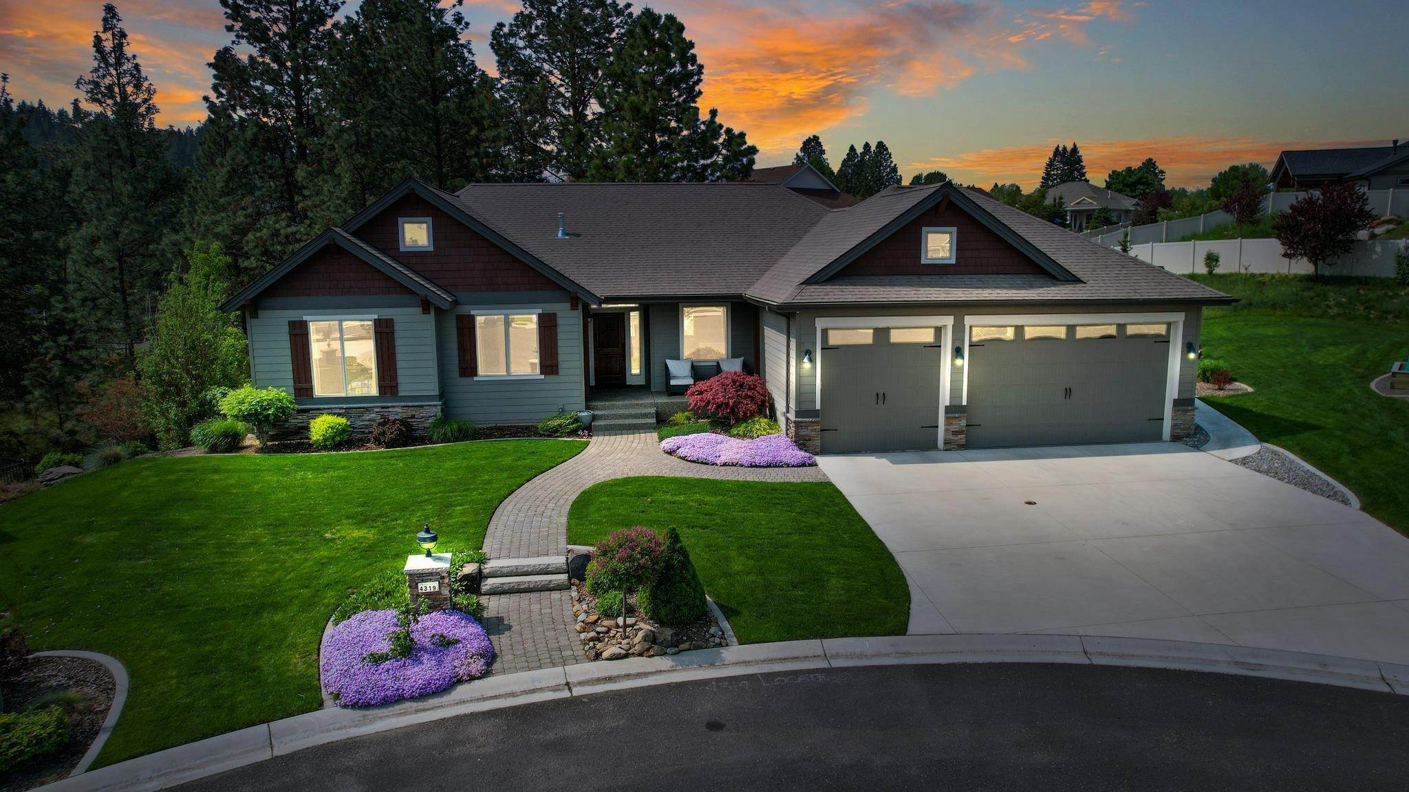 3. Single Family Homes for Sale at 4319 S Bernson Lane Spokane, Washington 99223 United States