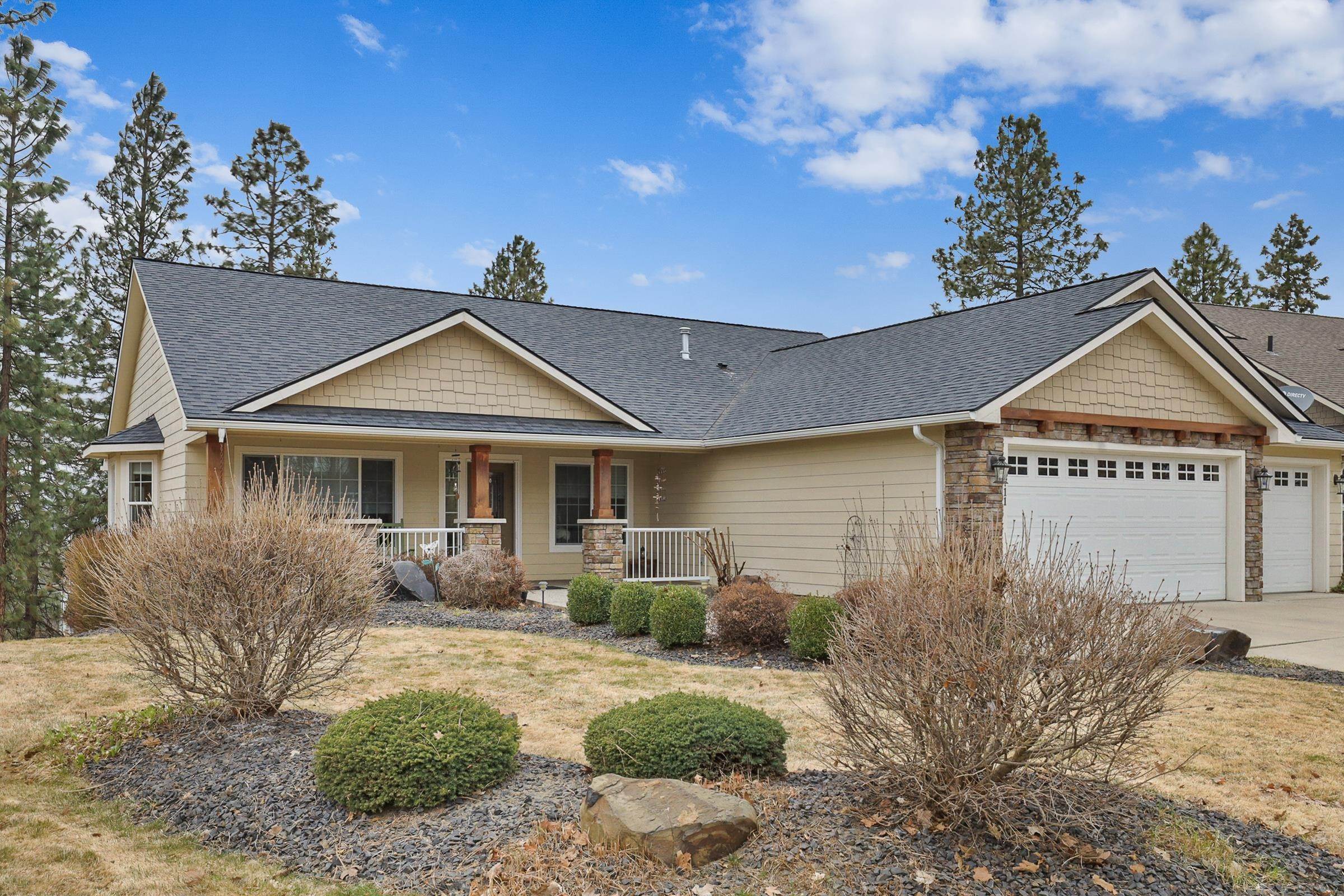 4. Single Family Homes for Sale at 8711 N Rosebury Lane Spokane, Washington 99208 United States