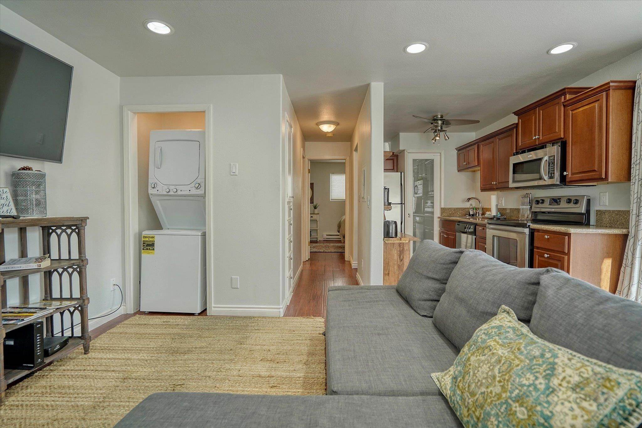 7. Single Family Homes for Sale at 215 S Chestnut Street Spokane, Washington 99201 United States