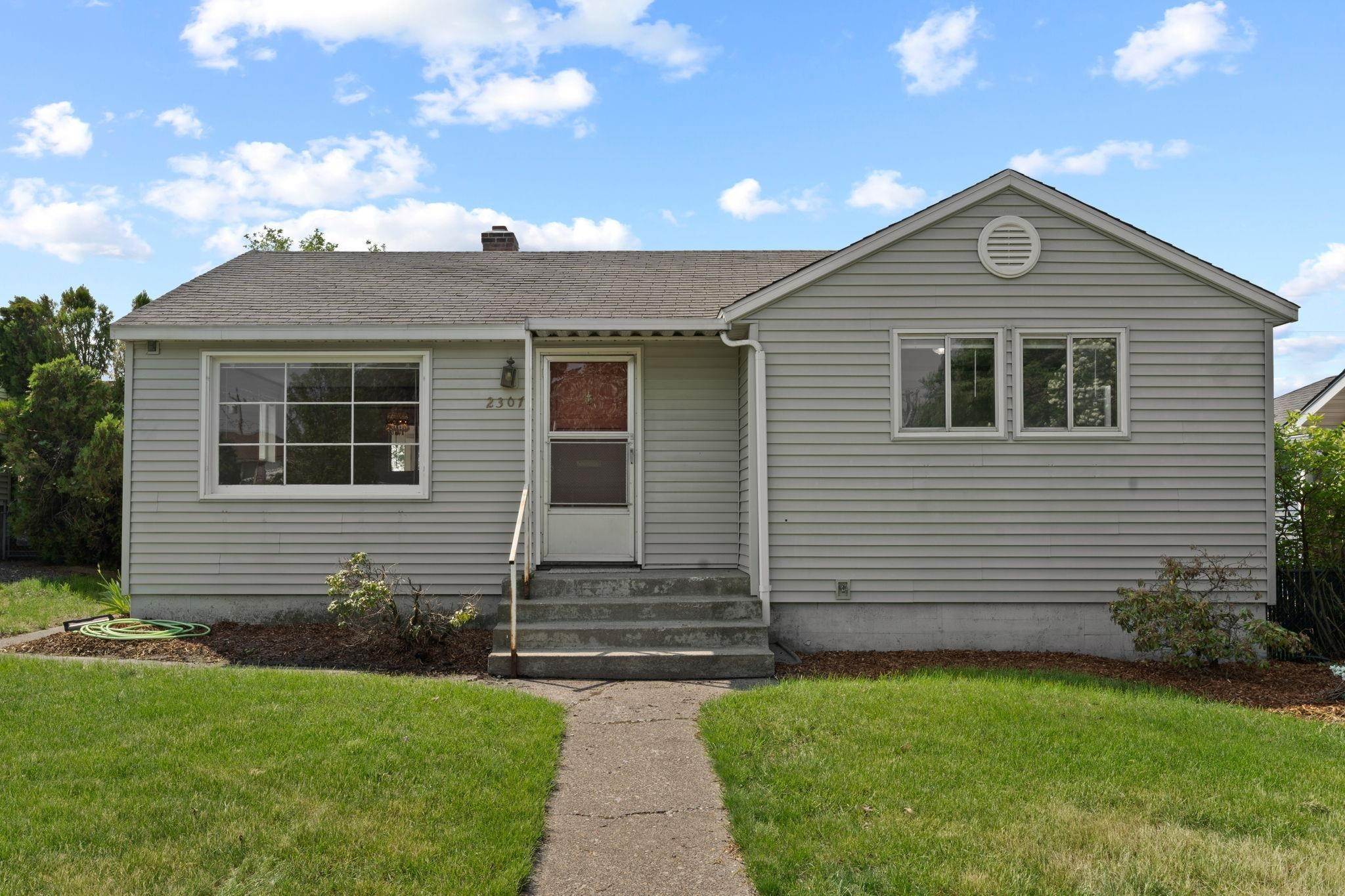 Single Family Homes for Sale at 2307 Broad Avenue Spokane, Washington 99205 United States