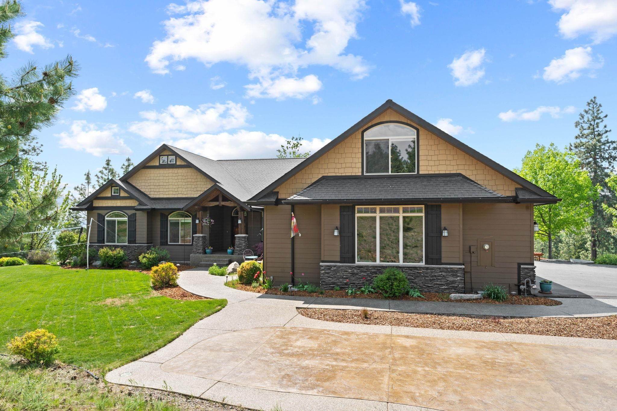 1. Single Family Homes for Sale at 5011 W Hayden Lane Spokane, Washington 99208 United States