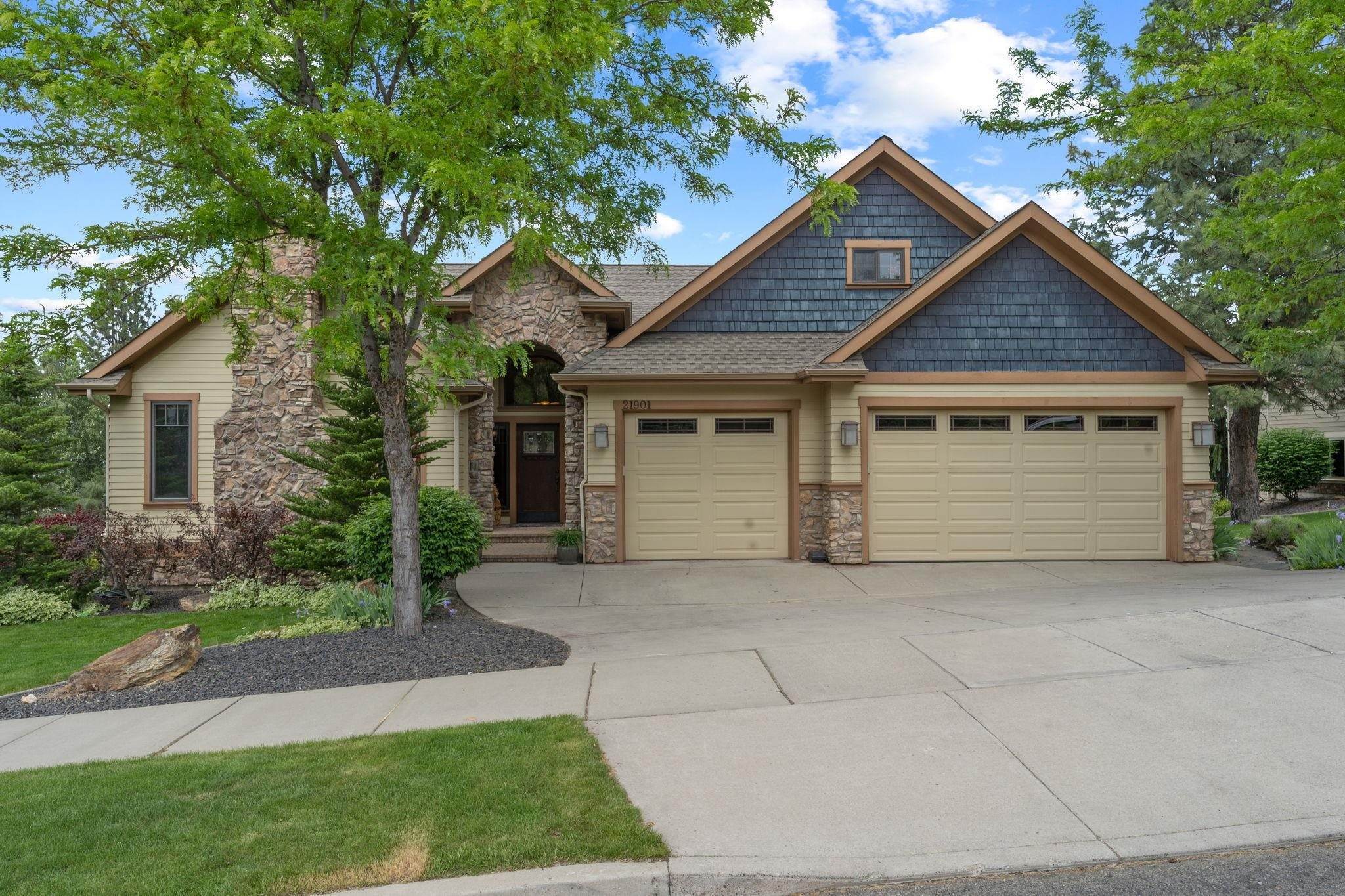 4. Single Family Homes for Sale at 21901 E Mullan Lane Liberty Lake, Washington 99019 United States