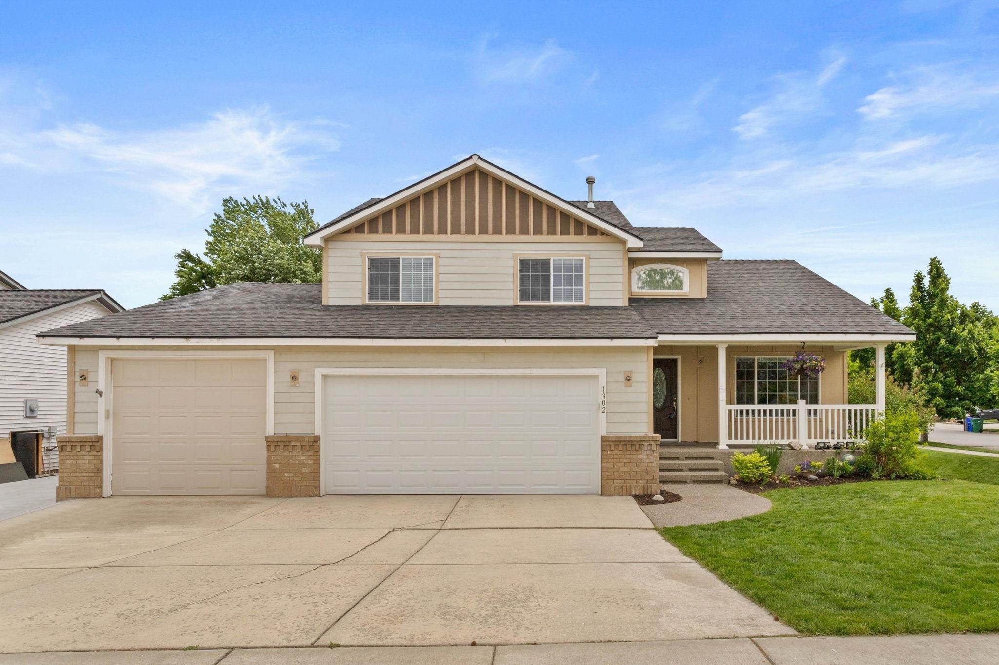 1. Single Family Homes for Sale at 1302 N Simpson Road Liberty Lake, Washington 99019 United States