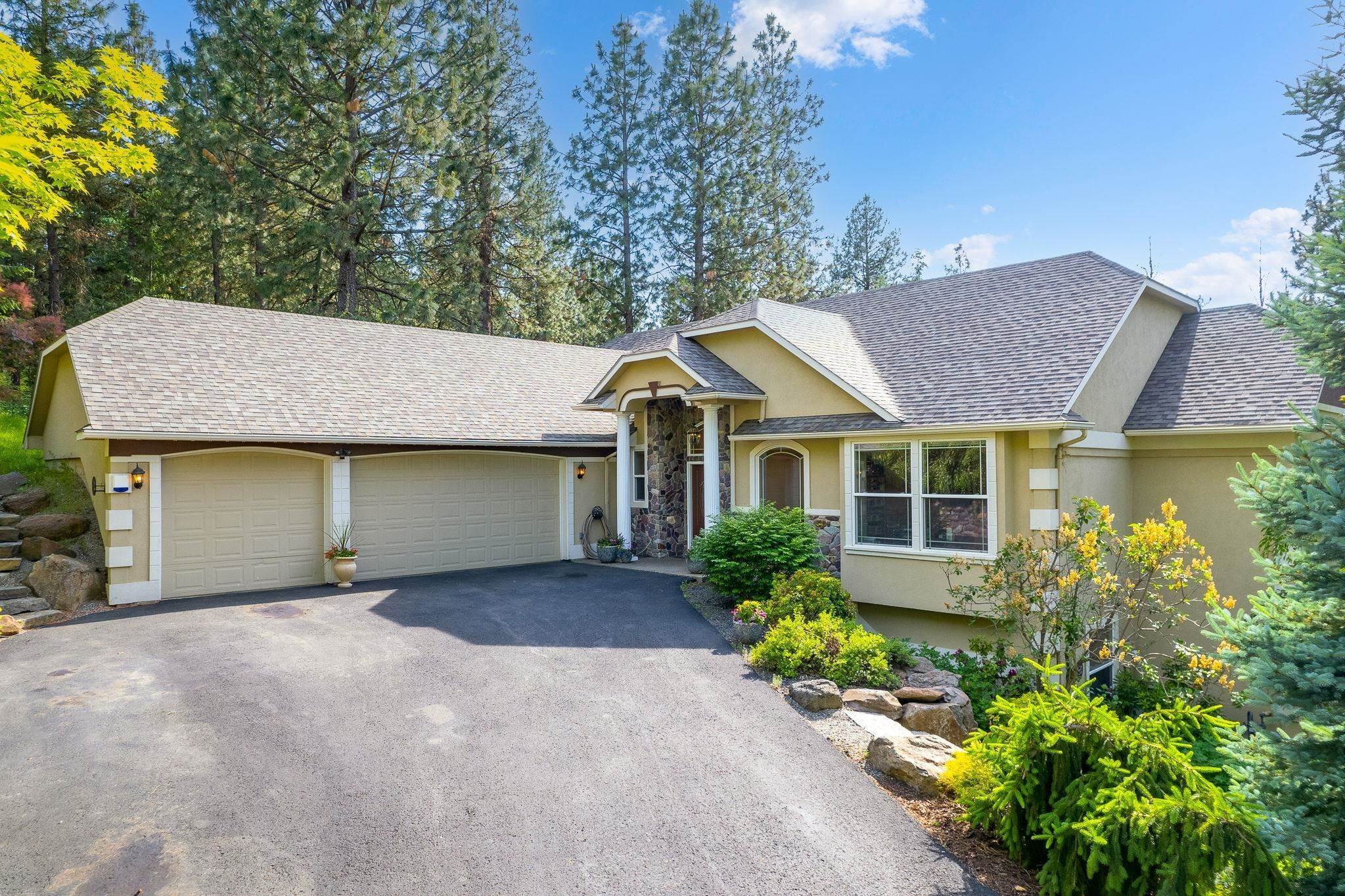 Single Family Homes for Sale at 14702 E 48th Lane Veradale, Washington 99037 United States