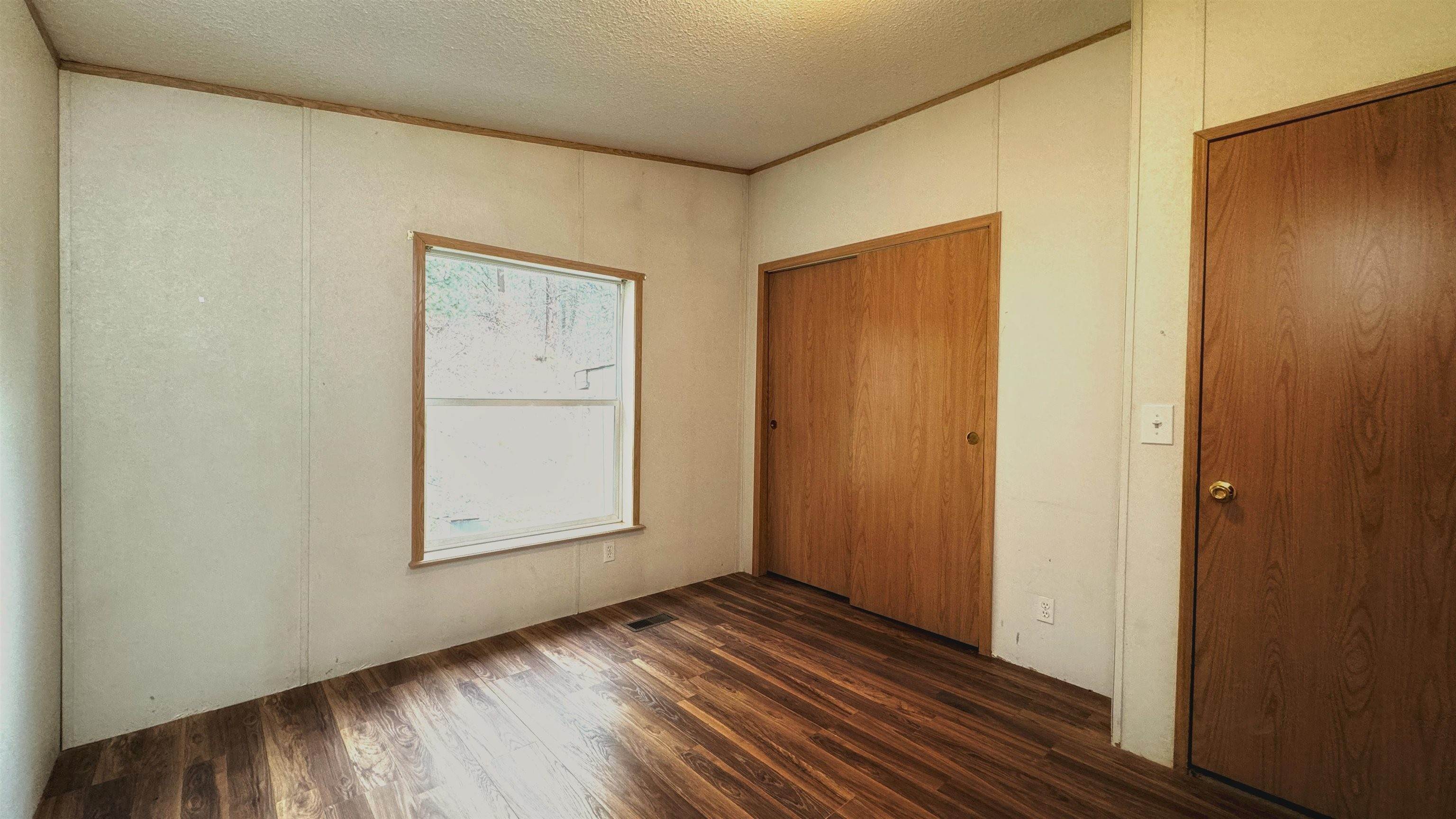8. Single Family Homes for Sale at 715 S Idaho Road Liberty Lake, Washington 99019 United States