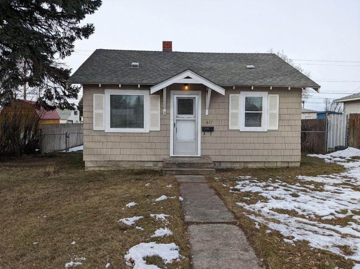 Single Family Homes for Sale at 4417 N Maple Street Spokane, Washington 99205 United States