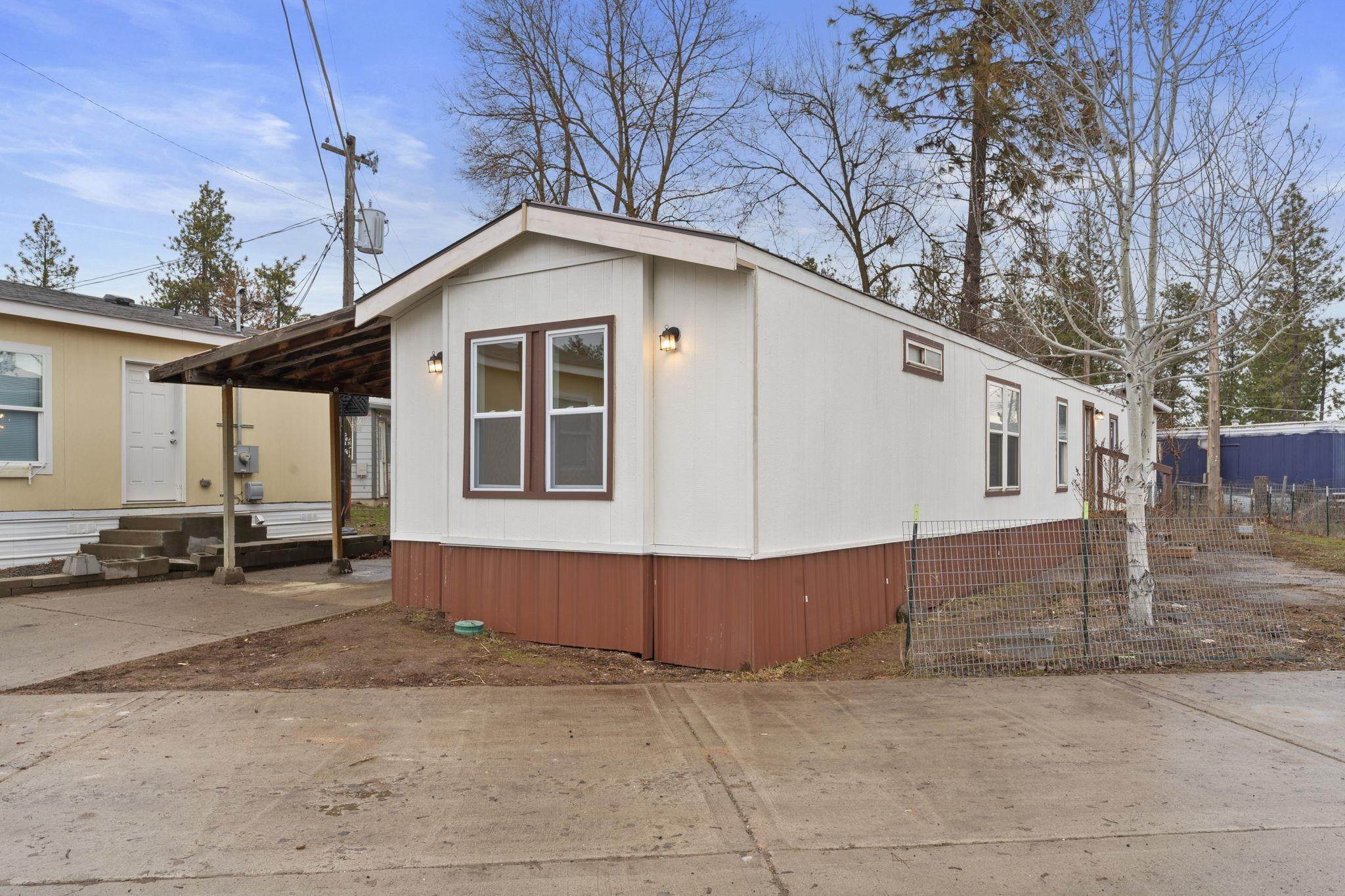 2. Single Family Homes for Sale at 4315 S Cheatham Road Spokane, Washington 99224 United States