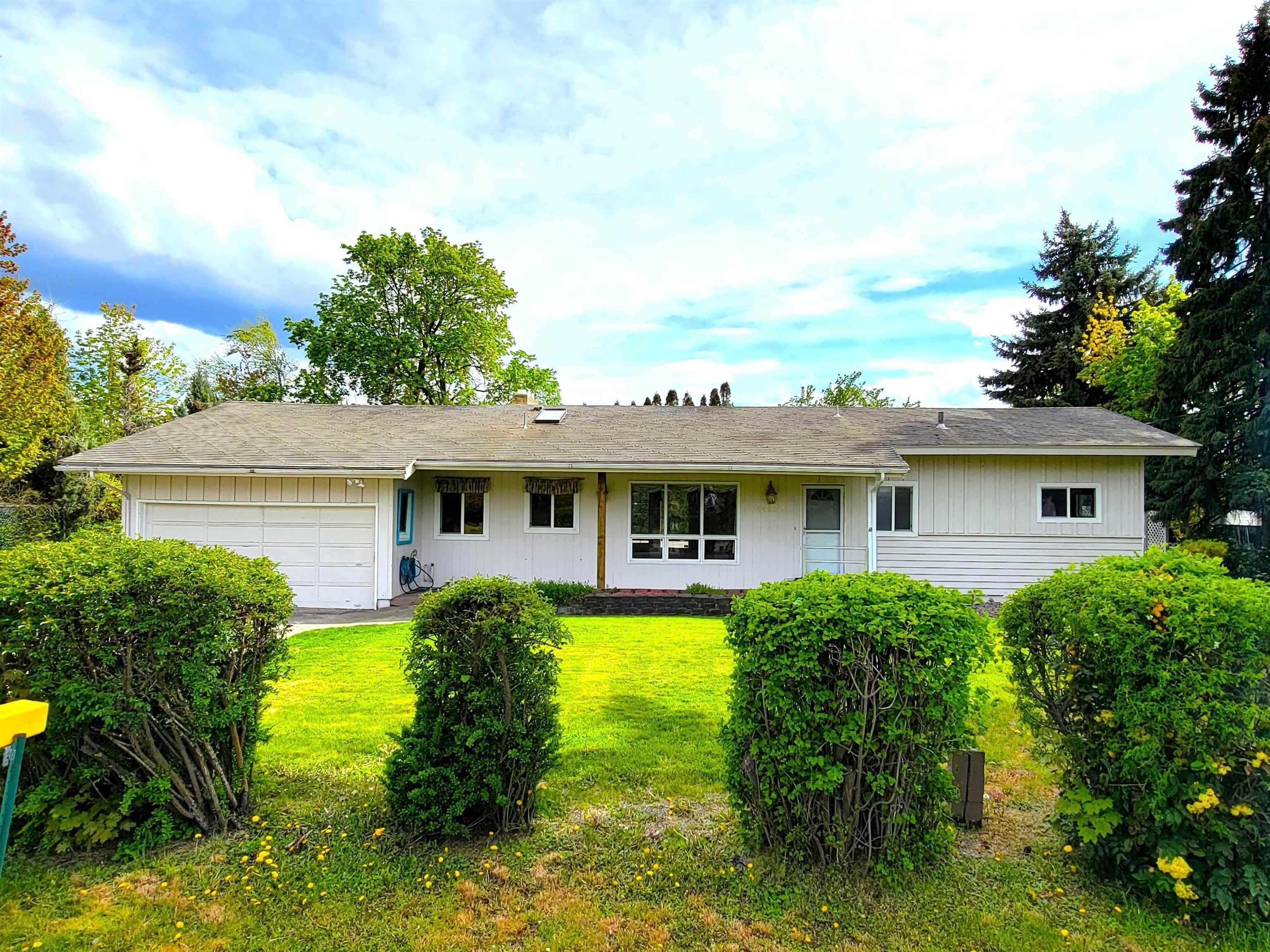 4. Single Family Homes for Sale at 14822 E Riverside Avenue Spokane Valley, Washington 99216 United States