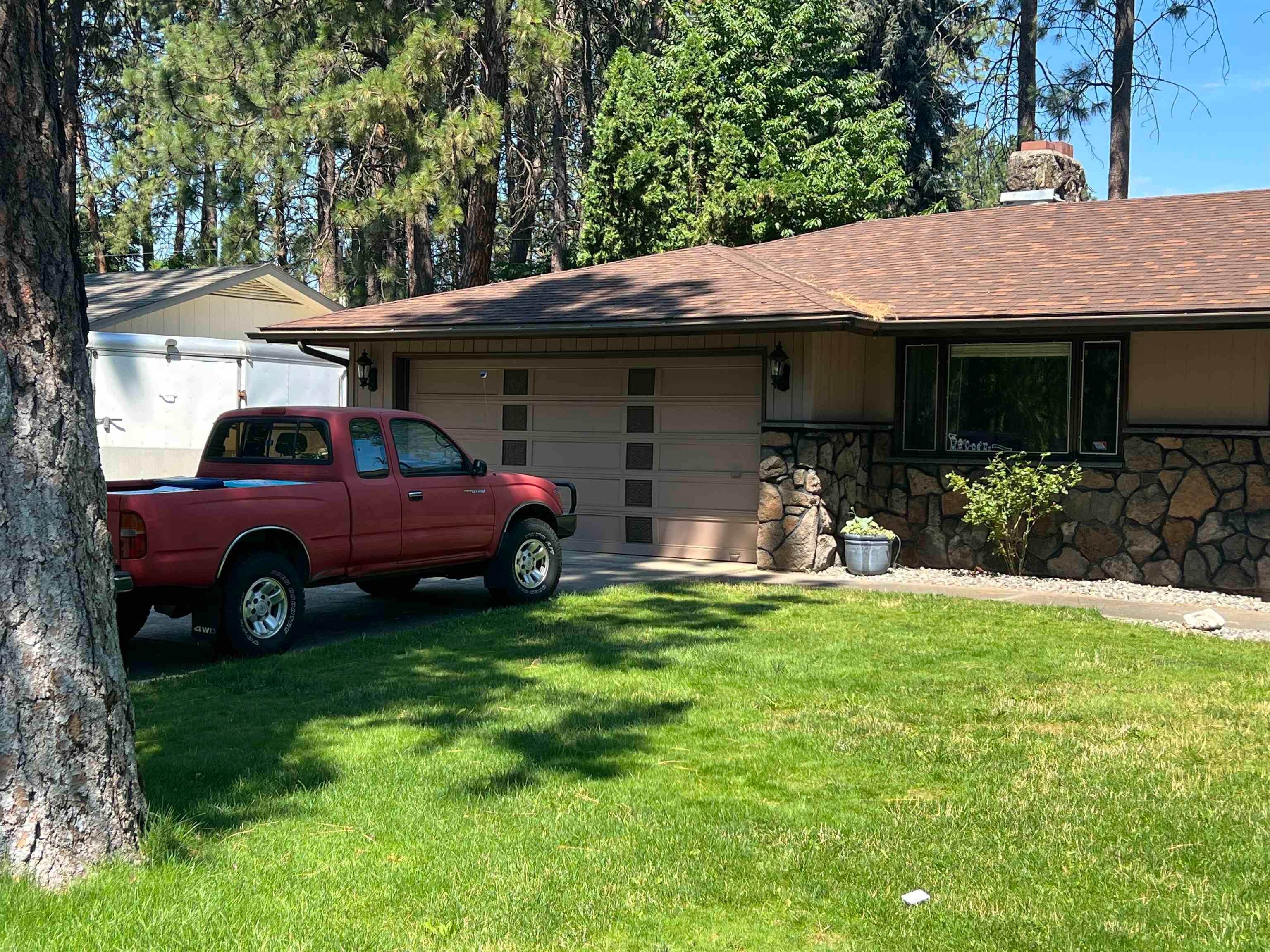 2. Single Family Homes for Sale at 11011 E 29th Avenue Spokane Valley, Washington 99206 United States